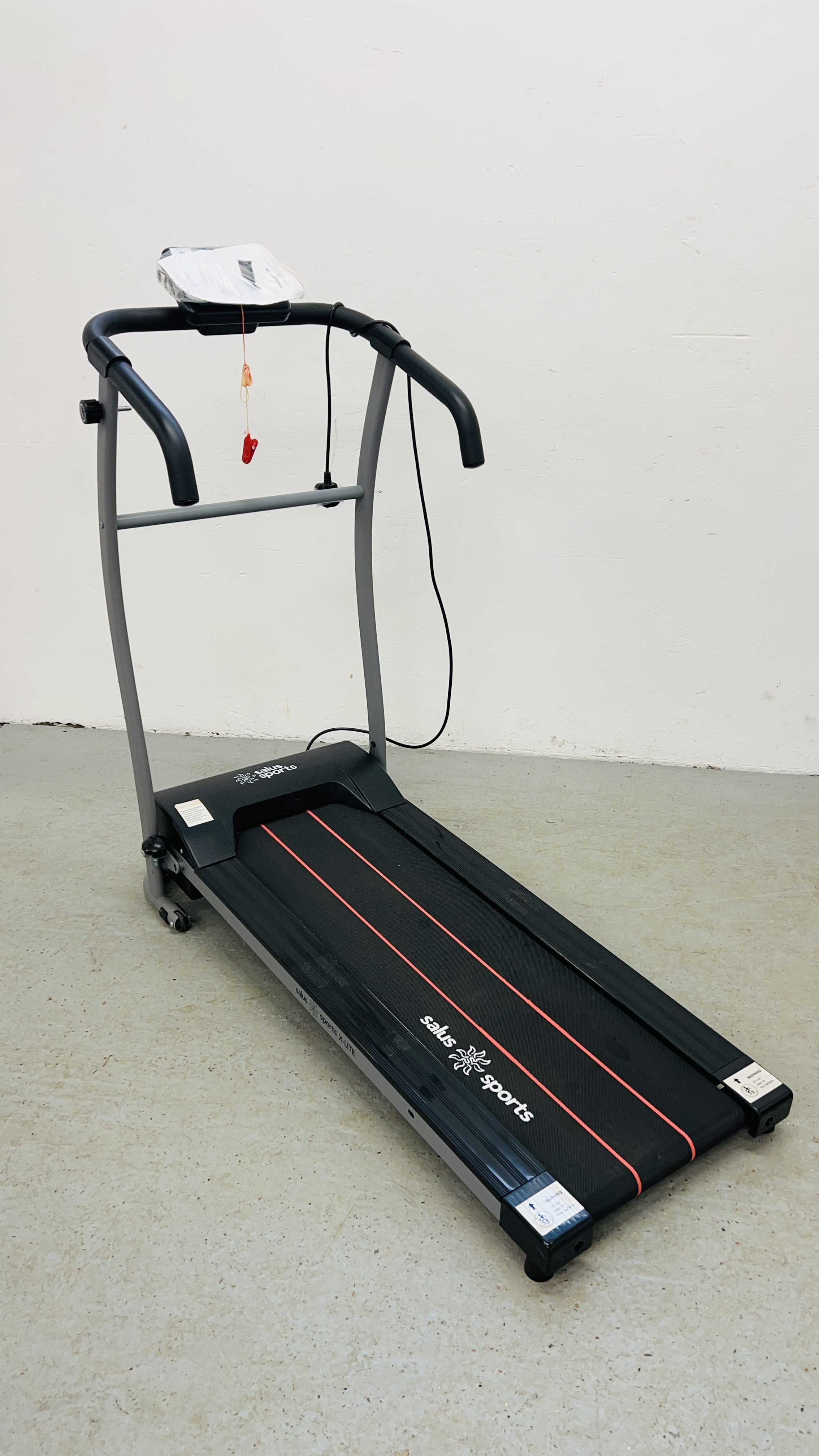 SALUS SPORTS TREADMILL X-LITE SERIES COMPLETE WITH INSTRUCTIONS - SOLD AS SEEN