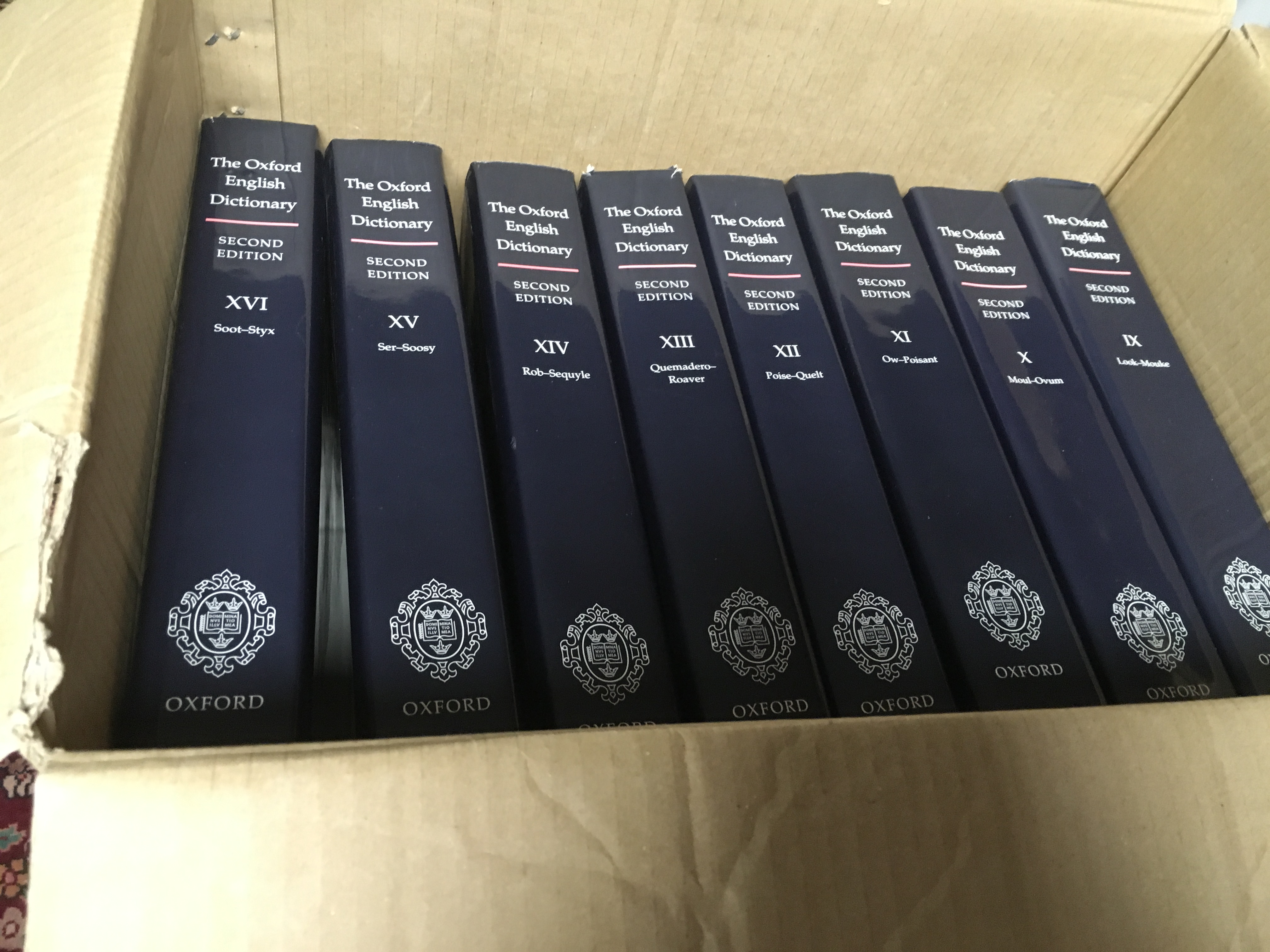 Oxford English Dictionary Second edition. 18 vols of a 20 vols set (vols 19 & 20 are missing). - Image 3 of 4