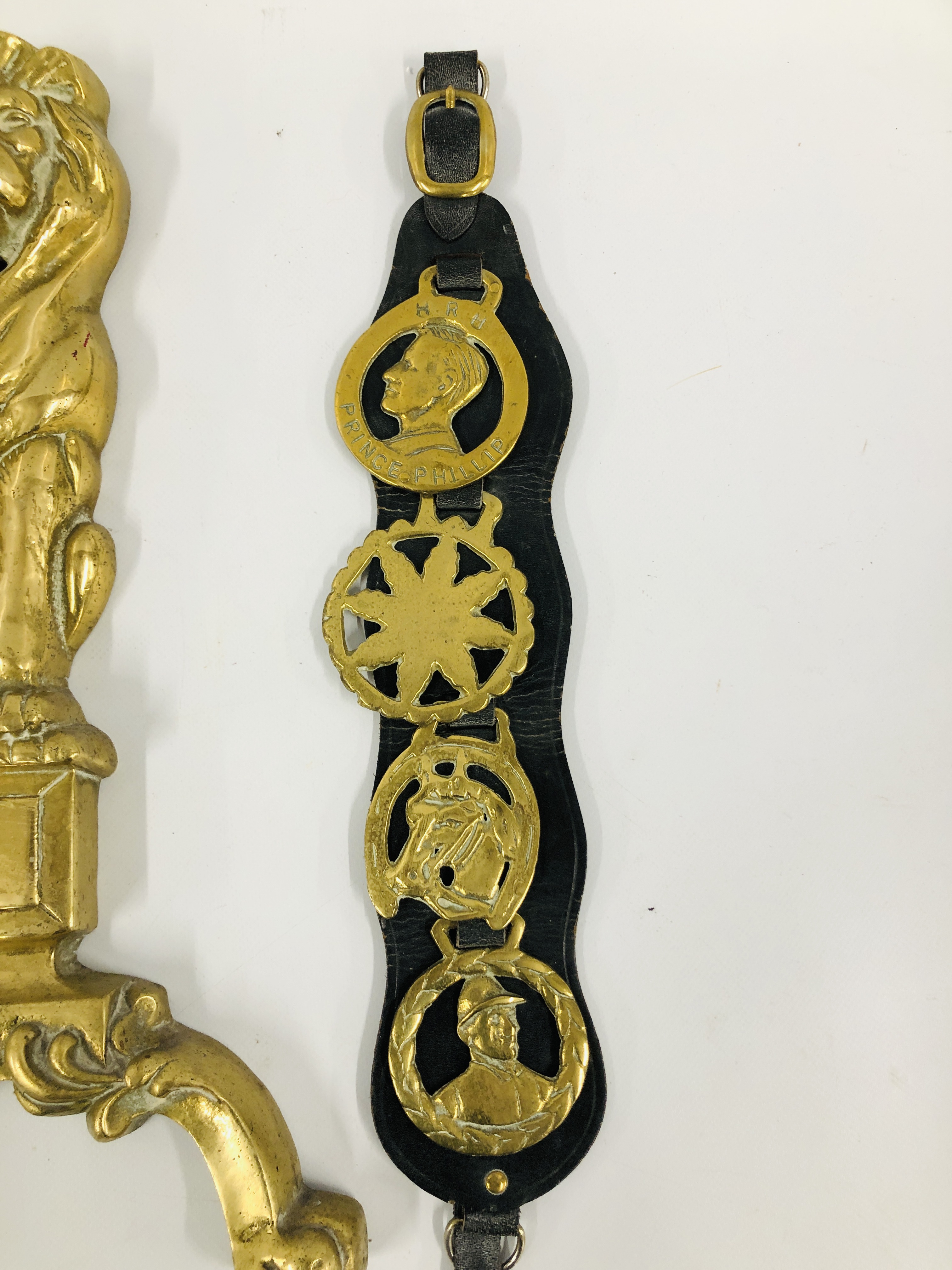 PAIR OF HEAVY BRASS FIRESIDE LIONS, EIGHT HORSE BRASSES ON TWO LEATHER STRAPS. - Image 4 of 5