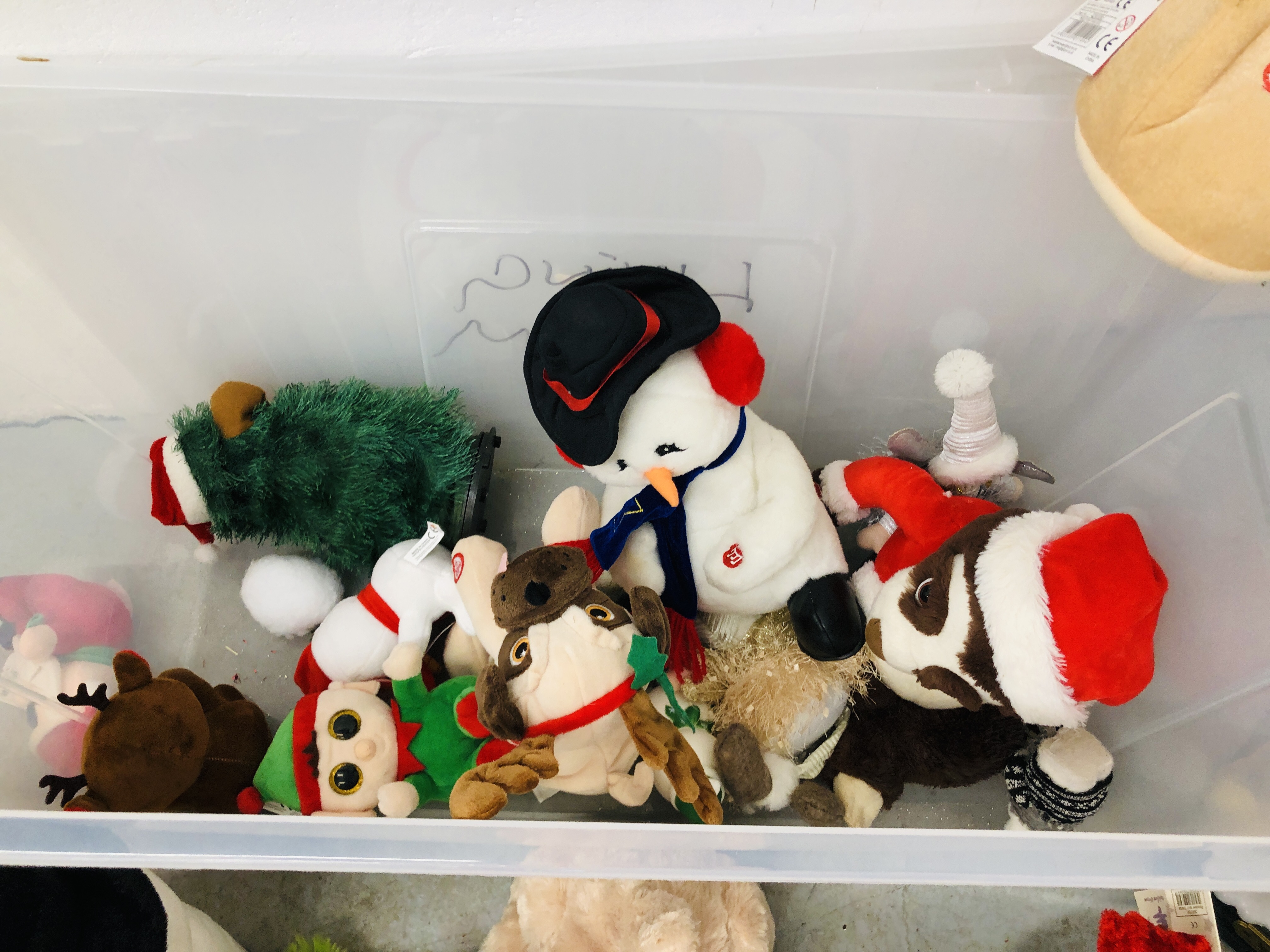2 LARGE BOXES CONTAINING APPROXIMATELY 30 SOFT CHRISTMAS CHARACTERS, - Image 6 of 8