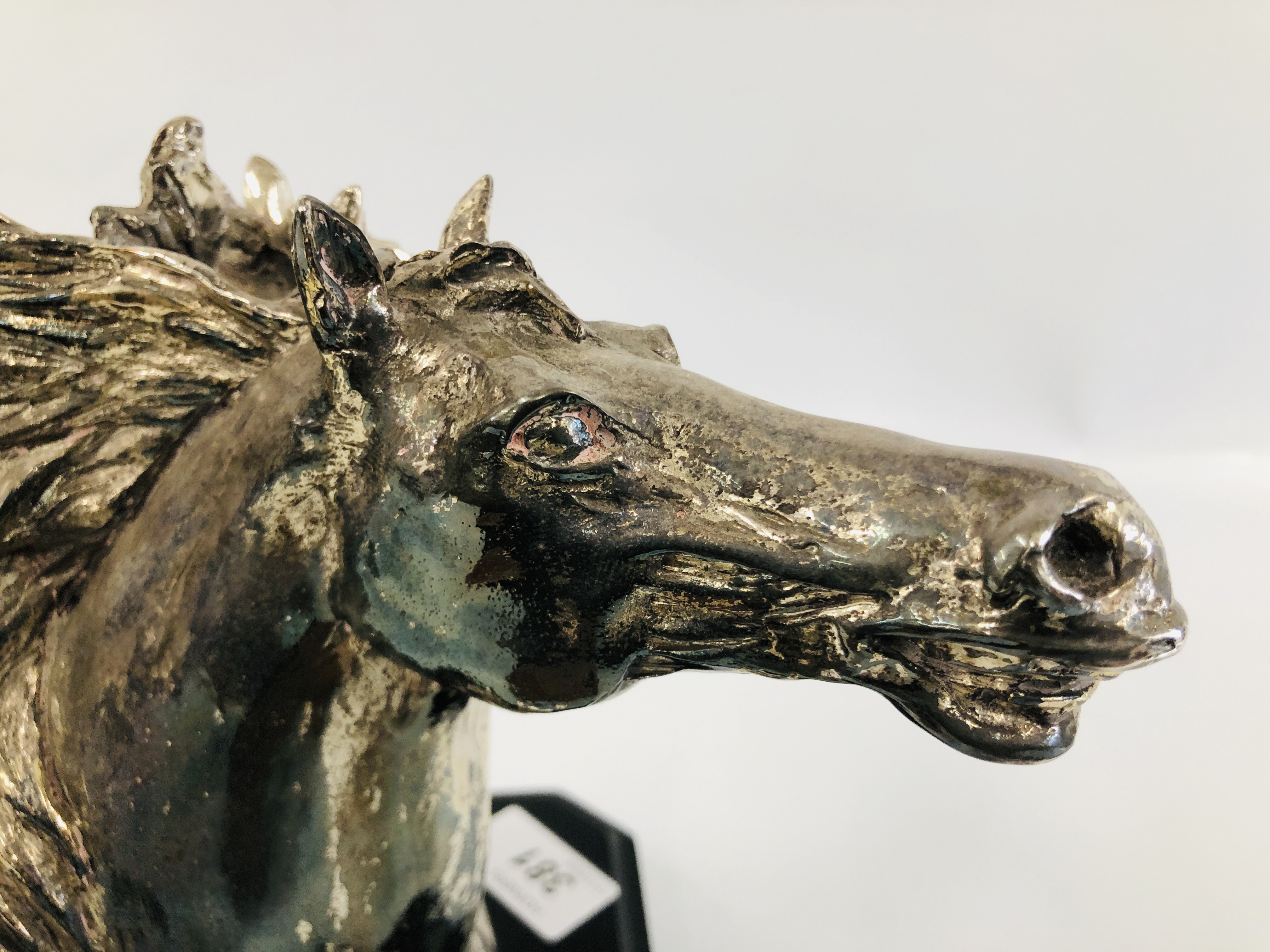 LIMITED EDITION ERMES OTTAVIANI HORSES HEAD SCULPTURE BEARING SIGNATURE, H 19.5CM. - Image 10 of 11