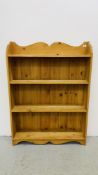 MODERN WAXED PINE FOUR TIER OPEN BOOKSHELF WIDTH 88CM. DEPTH 20CM. HEIGHT 120CM.