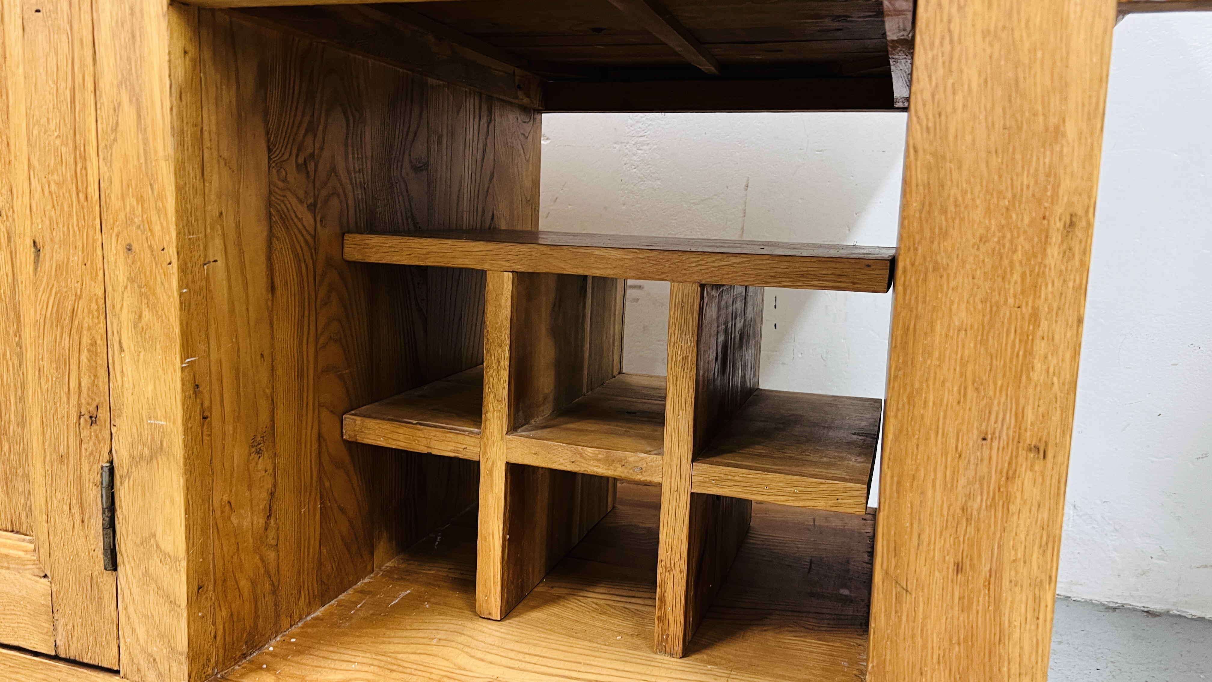 A SOLID OAK MARBLE TOPPED KITCHEN ISLAND WITH TWO SLIDE THROUGH DRAWERS AND SINGLE CENTRAL DOOR, - Image 7 of 21