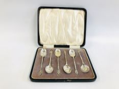 A CASED SET OF SIX SILVER APOSTLE SPOONS, SHEFFIELD 1926.