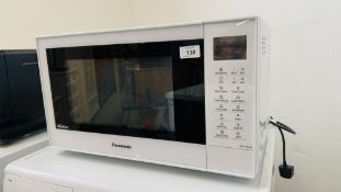 A PANASONIC INVERTER MICROWAVE OVEN - SOLD AS SEEN