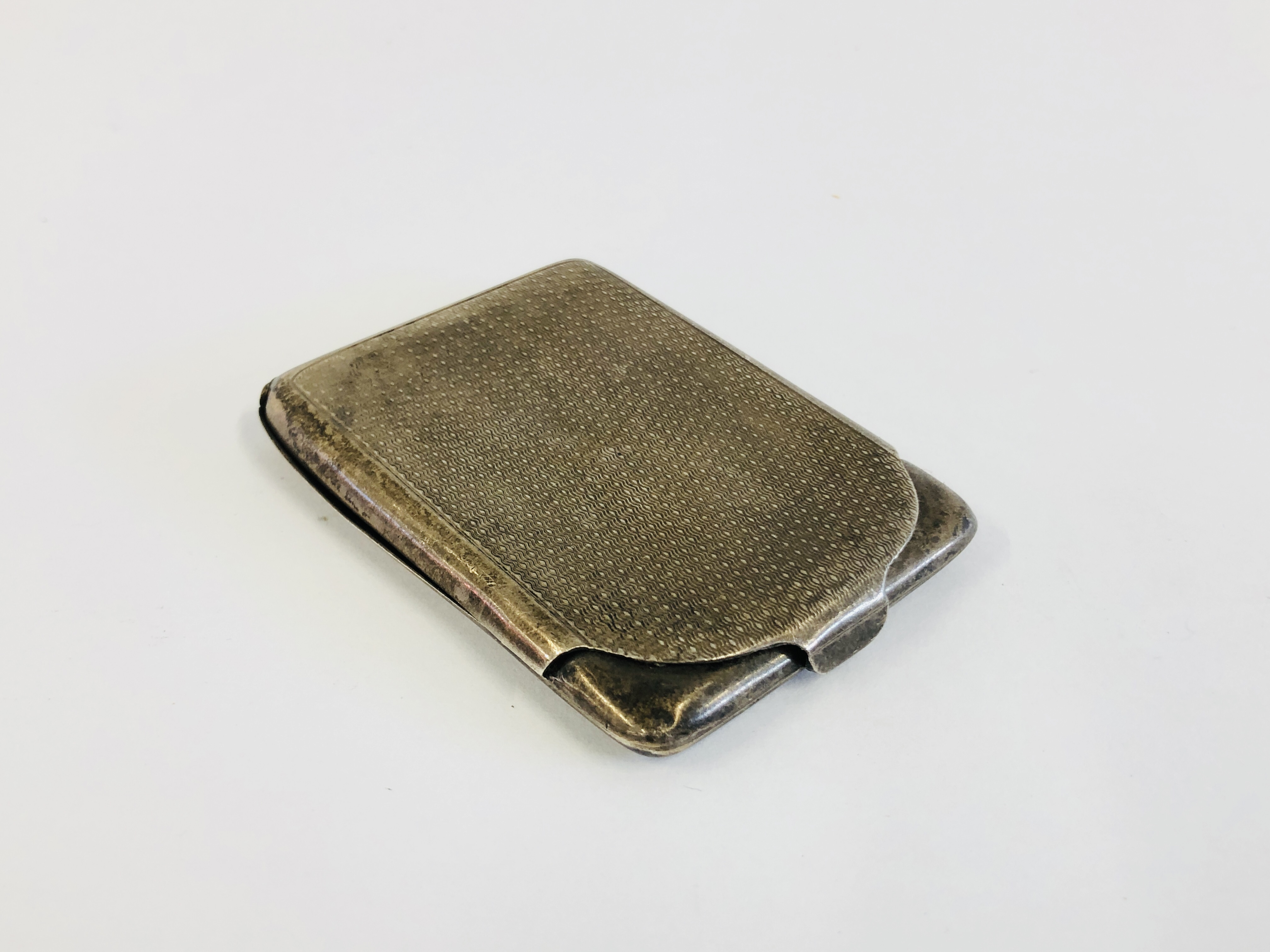 A SILVER STAMP HOLDER, CHESTER 1900 ALONG WITH A SILVER STAMP CASE, BIRMINGHAM 1924. - Image 4 of 8