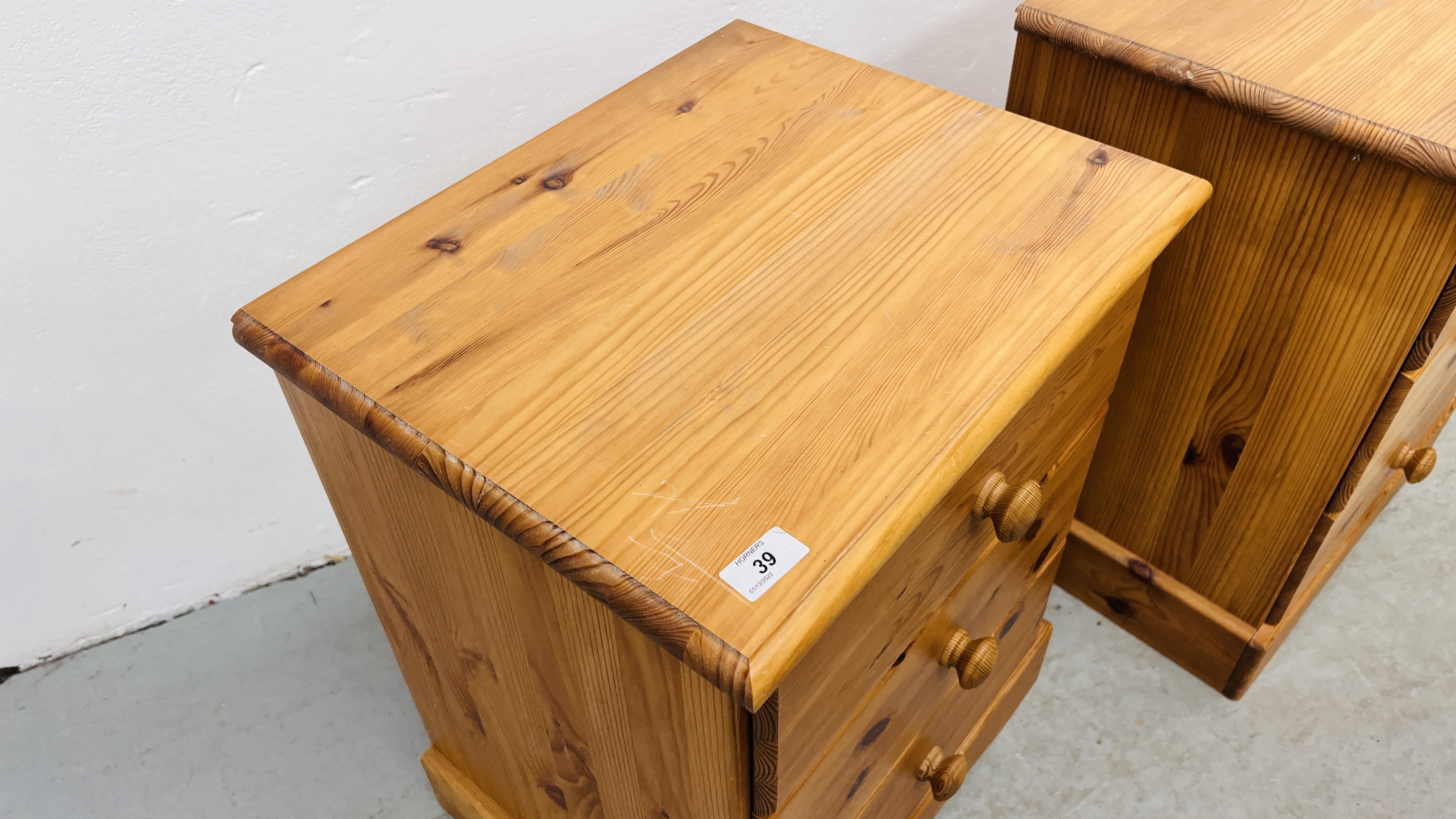 PAIR OF MODERN HONEY PINE THREE DRAWER BEDSIDE CHESTS, H 59CM. - Image 6 of 10