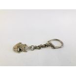 A SILVER FROG KEY RING, SHEFFIELD ASSAY.