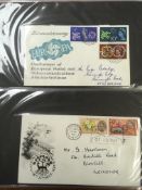 BOX WITH A COLLECTION OF GB FIRST DAY COVERS IN FIVE ALBUMS, 1953-2000 WITH BETTER 1960's.
