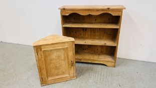 SMALL WAXED PINE CORNER CABINET H 50.