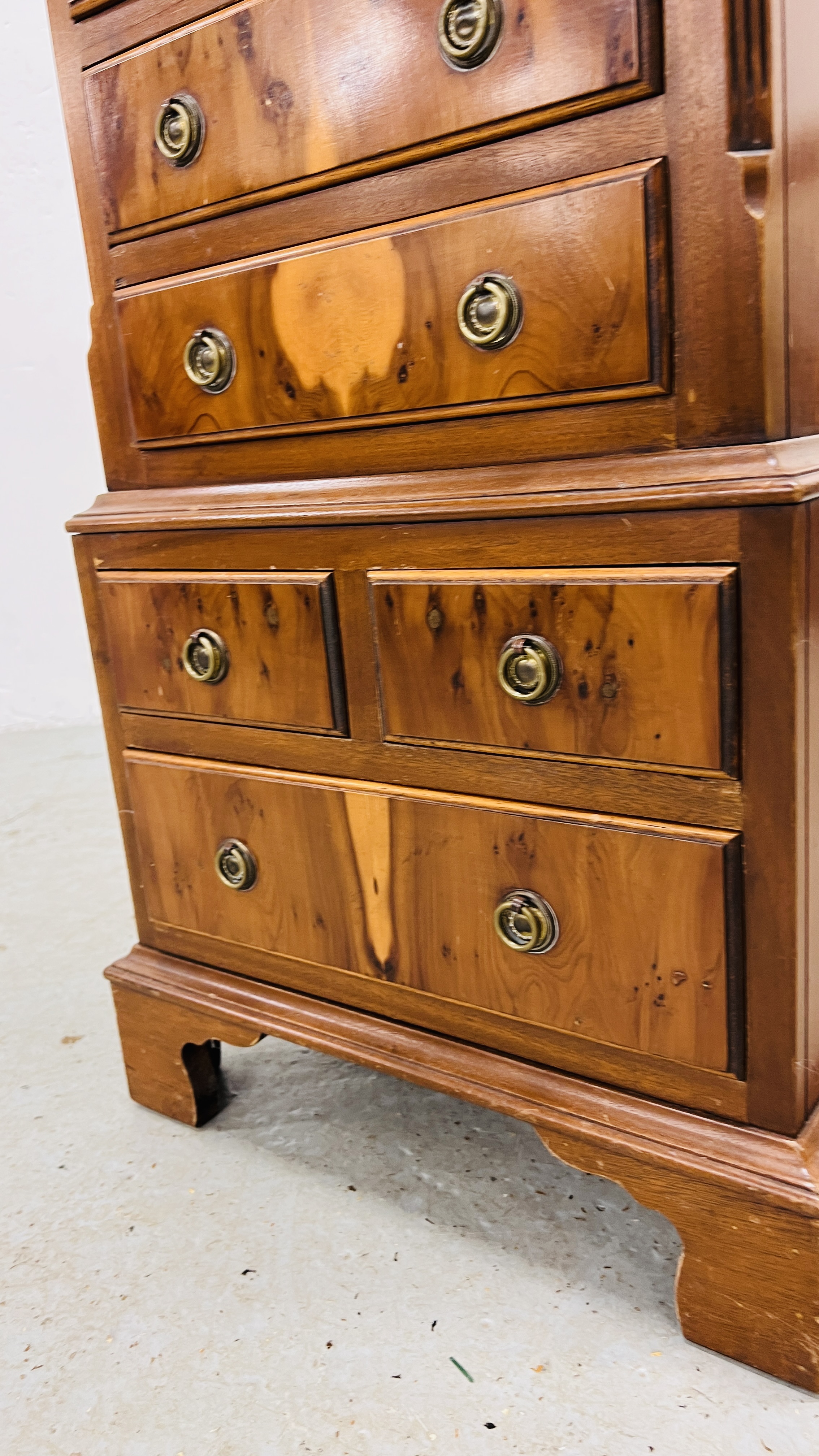 REPRODUCTION MINIATURE EIGHT DRAWER WALNUT FINISH CHEST ON CHEST - Image 5 of 12