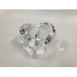 A HEART SHAPED ORREFORS TEALIGHT HOLDER WIDTH 11CM.