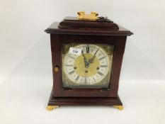 FRANZ HERMIE MAHOGANY CASED MANTEL CLOCK WITH WESTMINSTER CHIME AND KEY HEIGHT 30.5CM. WIDTH 28CM.