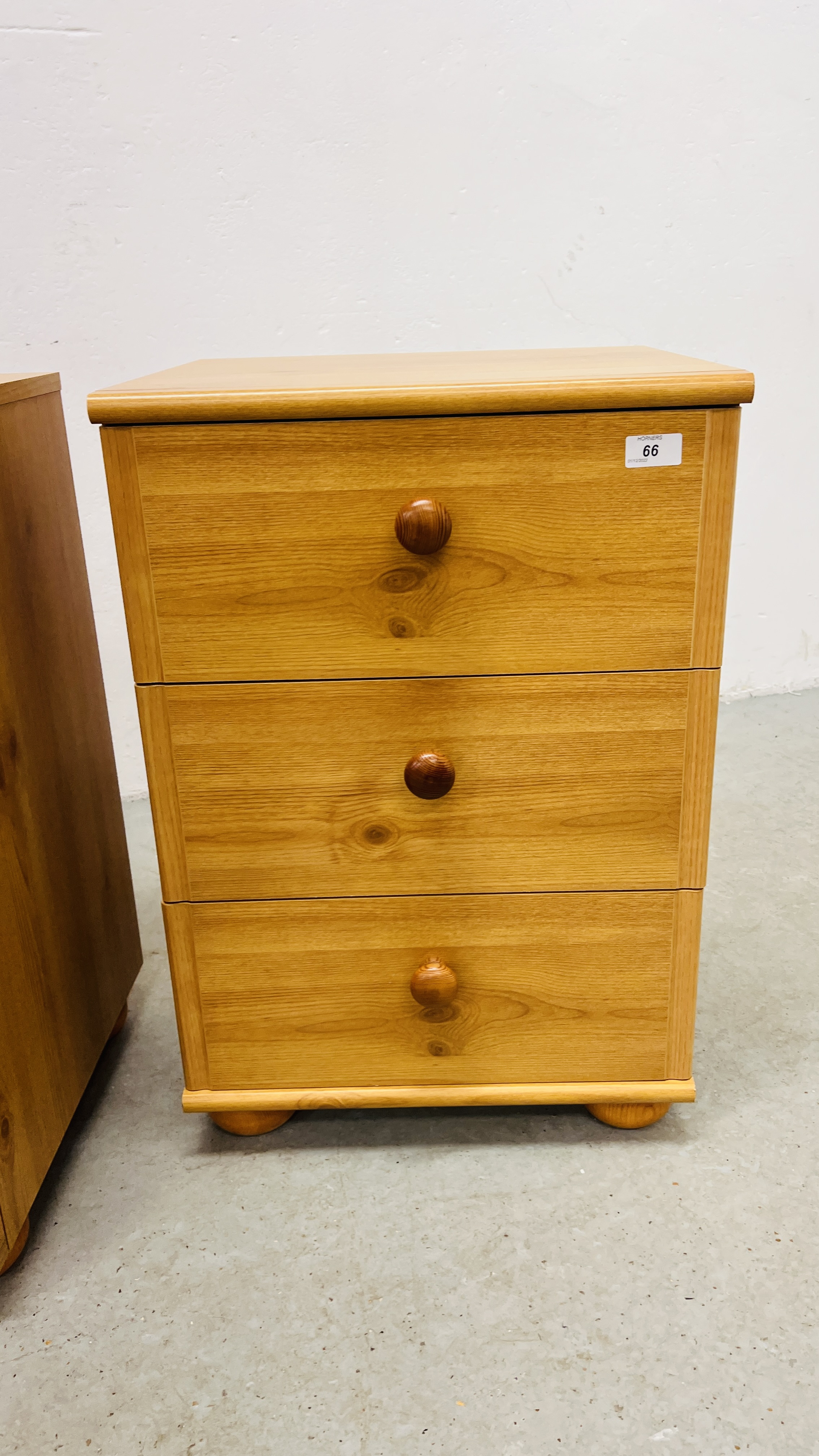 PAIR OF ALSTONS THREE DRAWER BEDSIDE CHESTS WIDTH 45CM. DEPTH 41CM. HEIGHT 65CM. - Image 3 of 9