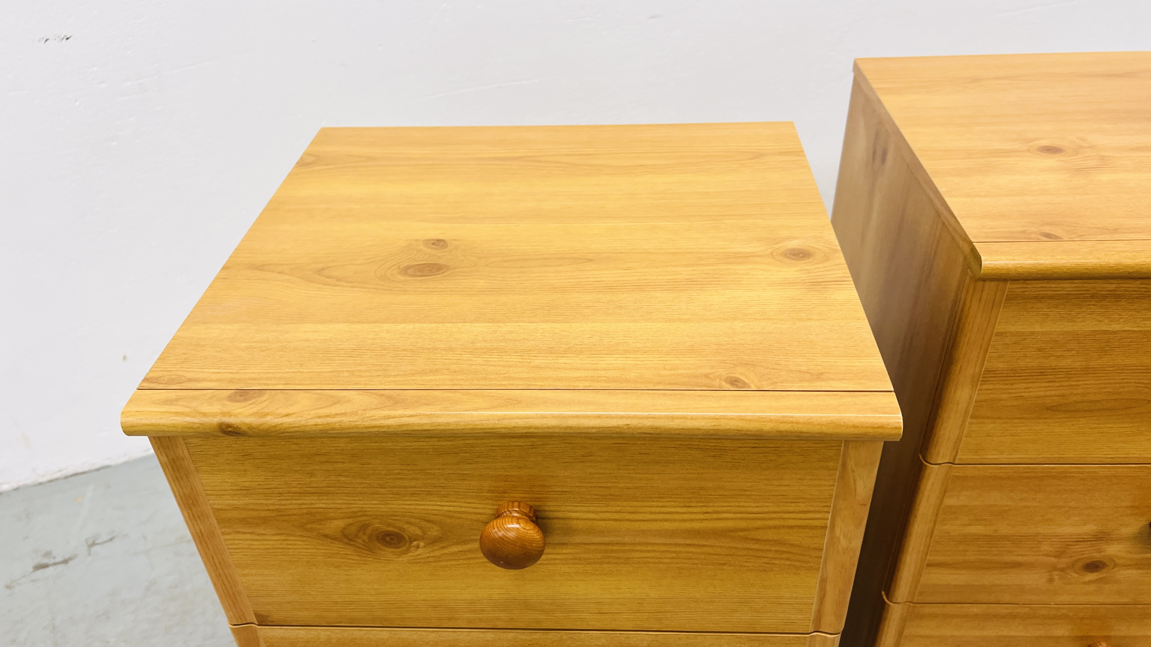 PAIR OF ALSTONS THREE DRAWER BEDSIDE CHESTS WIDTH 45CM. DEPTH 41CM. HEIGHT 65CM. - Image 5 of 9