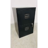 A BLACK FINISHED TWO DRAWER STEEL FILING CABINET COMPLETE WITH KEY