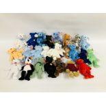 APPROXIMATELY 25 COLLECTORS TY BEANIE BEARS.