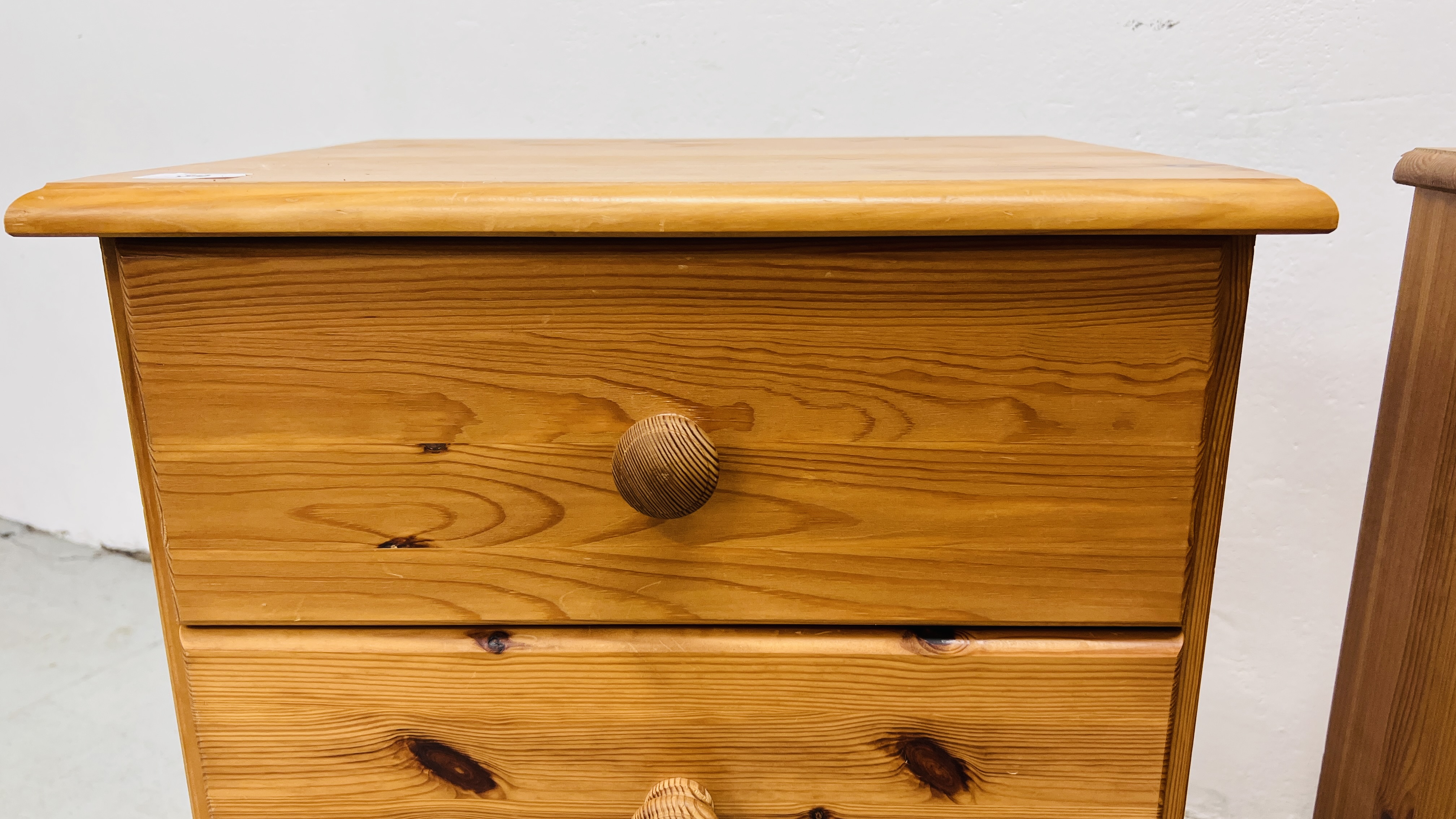PAIR OF MODERN HONEY PINE THREE DRAWER BEDSIDE CHESTS, H 59CM. - Image 5 of 10