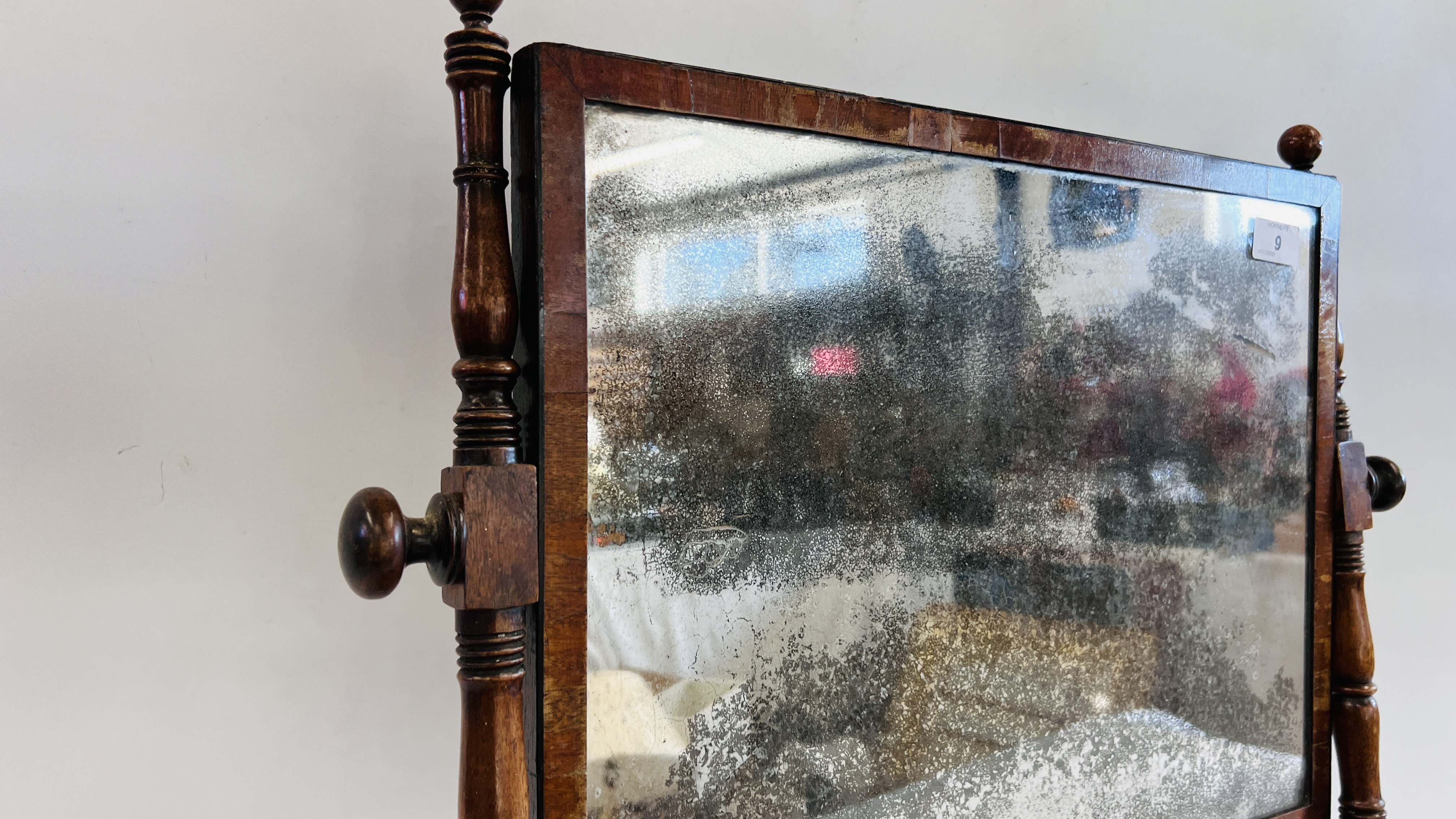 ANTIQUE MAHOGANY TOILET MIRROR WITH THREE DRAWERS. - Image 10 of 13