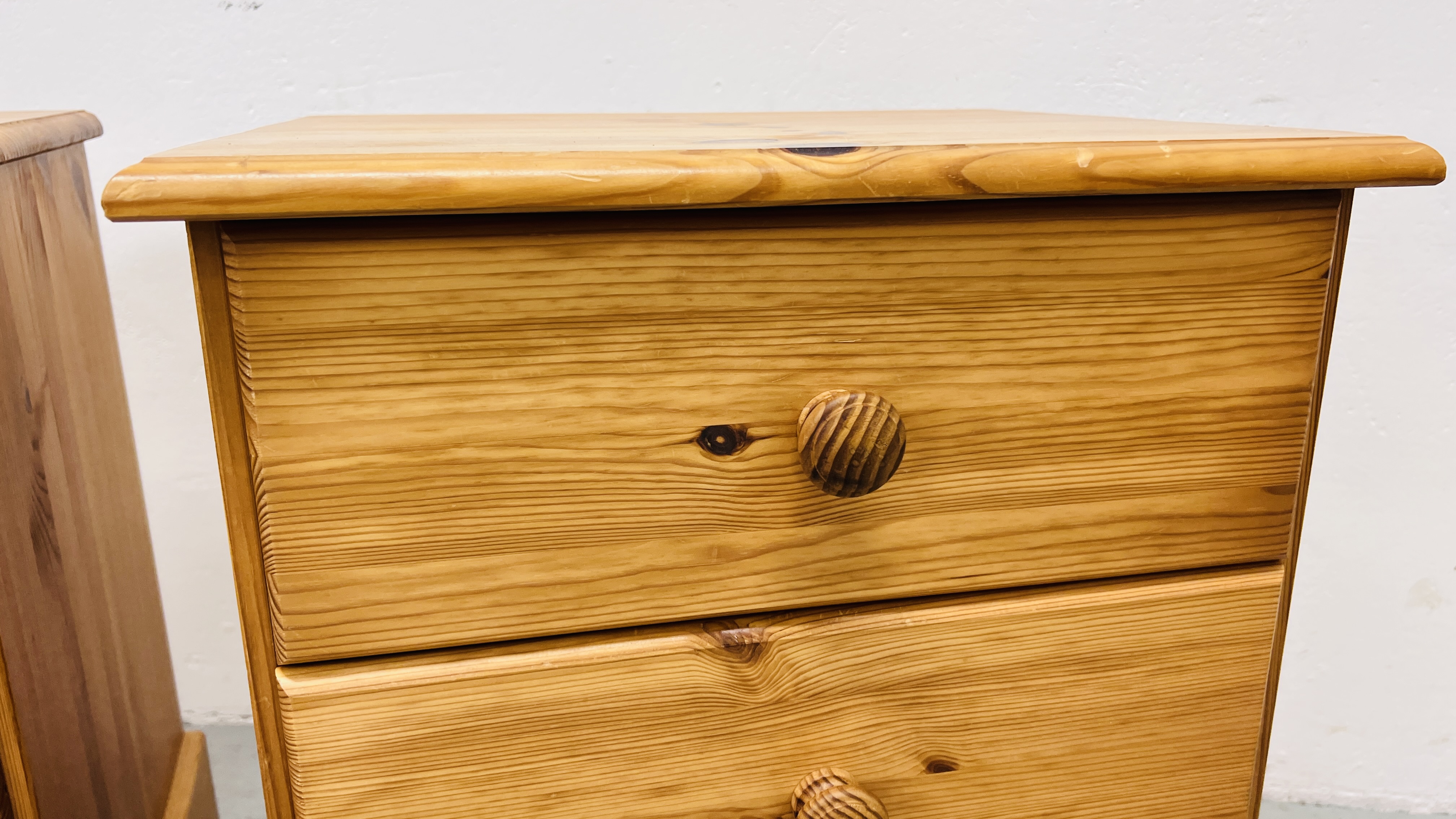 PAIR OF MODERN HONEY PINE THREE DRAWER BEDSIDE CHESTS, H 59CM. - Image 4 of 10