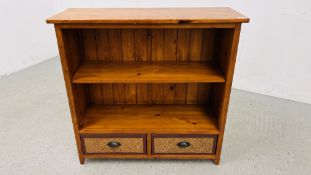 A MODERN PINE BOOKSHELF WITH TWO DRAWERS TO BASE WIDTH 91CM. DEPTH 33CM. HEIGHT 90CM.