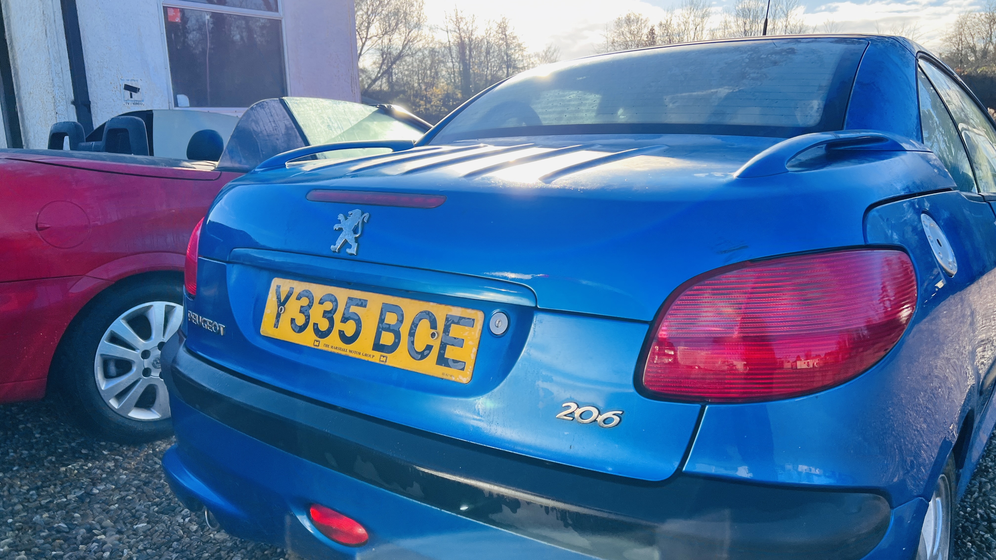 Y335 BCE PEUGEOT 206CC COUPE CONVERTIBLE 1997CC PETROL. DISPLAYED MILEAGE: 46,665. - Image 6 of 14