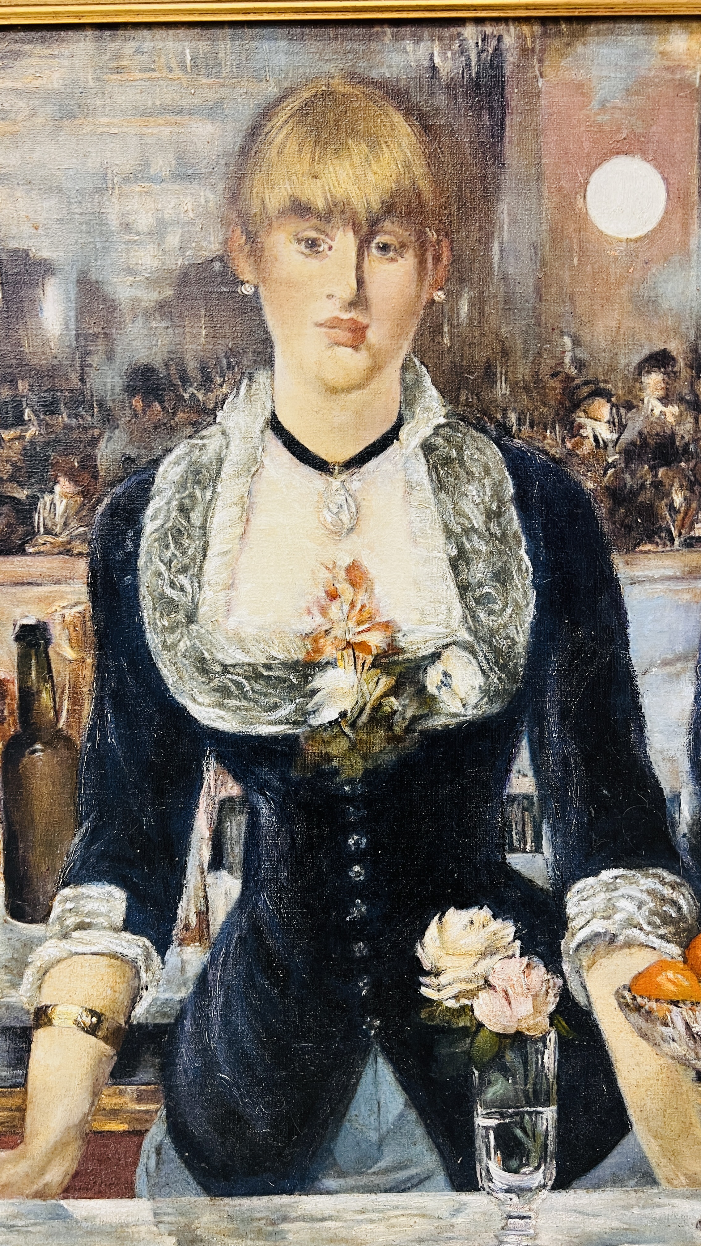 OIL ON BOARD "THE BAR MAID" GILT FRAMED, NO VISIBLE SIGNATURE 77 X 103.5CM. - Image 3 of 5