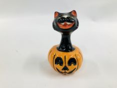 LORNA BAILEY HALLOWEEN LIMITED EDITION 70/85 CAT IN A PUMPKIN BEARING SIGNATURE HEIGHT 14CM.