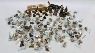 AN EXTENSIVE COLLECTION OF WADE WHIMSIES TO INCLUDE VARIOUS FIGURES AND BOXED TORTOISE, ETC.