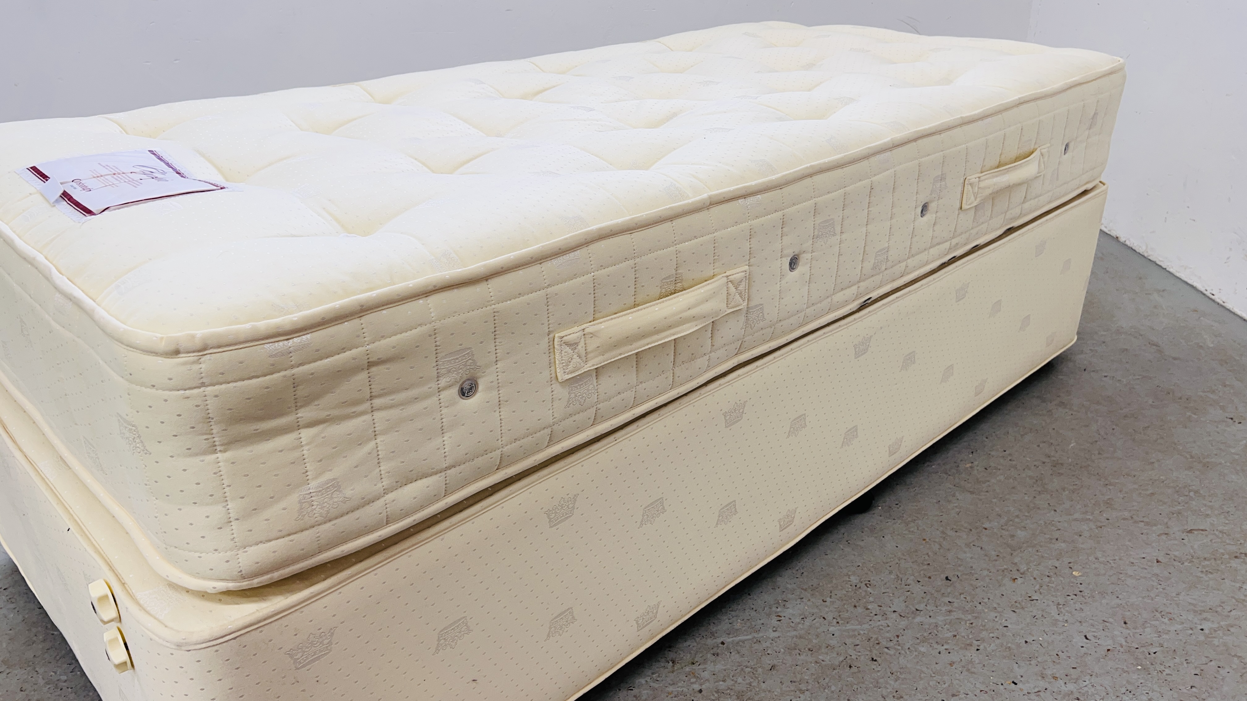 A GAINSBOROUGH LUXURY BED OLYMPIC SINGLE MATTRESS ON TWO DRAWER MATCHING BASE - Image 12 of 14