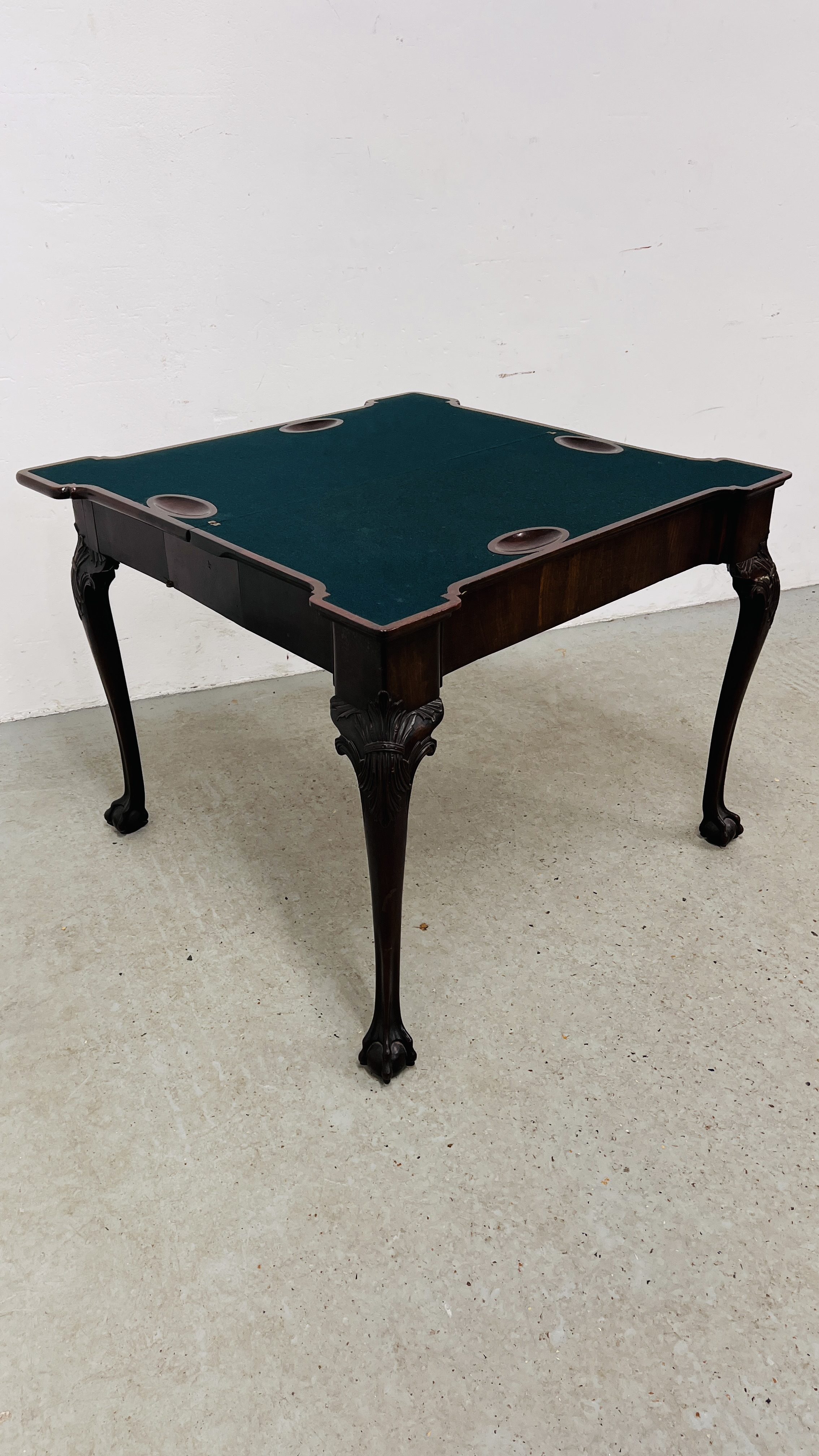 A GEORGE III MAHOGANY GAMING TABLE, THE TOP WITH GUINEA WELLS AND CANDLE CORNERS, - Image 3 of 22