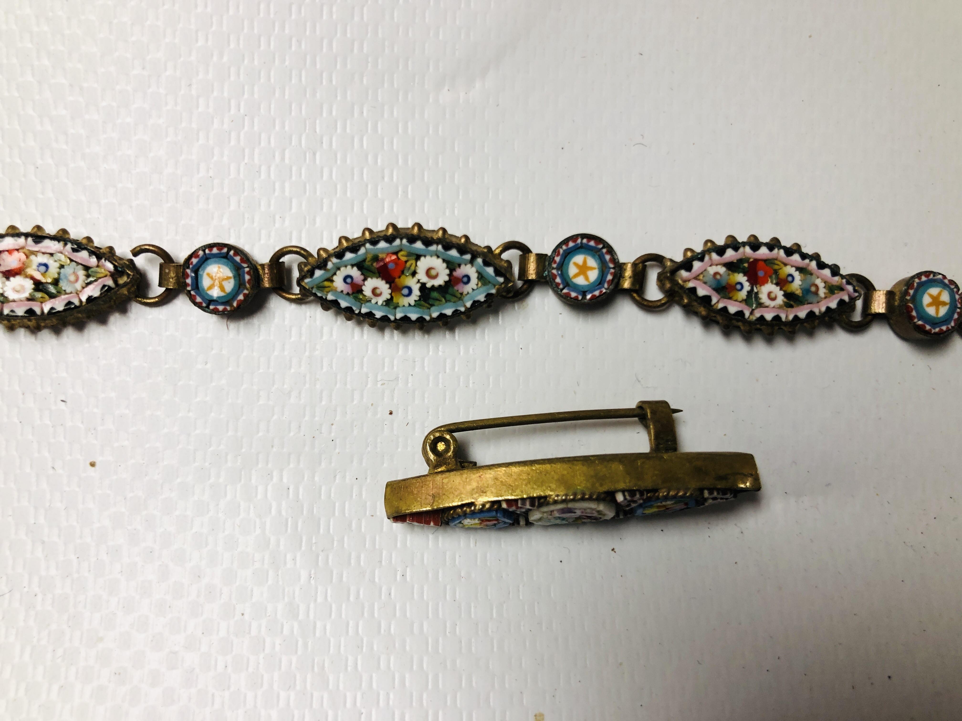 A MICRO MOSAIC BRACELET AND MICRO MOSAIC BROOCH. - Image 4 of 13