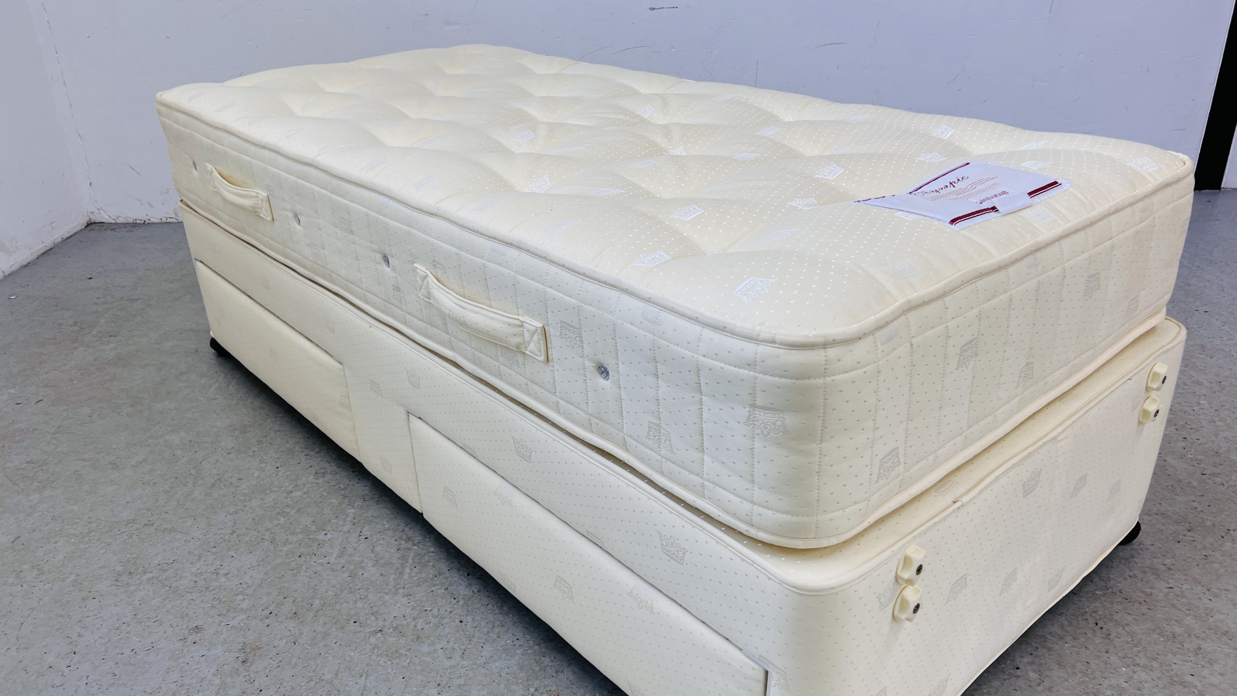 A GAINSBOROUGH LUXURY BED OLYMPIC SINGLE MATTRESS ON TWO DRAWER MATCHING BASE - Image 9 of 14