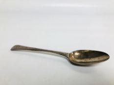 A GEORGE III SILVER OLD ENGLISH PATTERN SERVING SPOON,