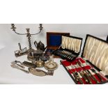 BOX OF SILVER PLATED WARE TO INCLUDE A BUTTER DISH AND COVER, FISH SERVERS, MUSTARD POTS,