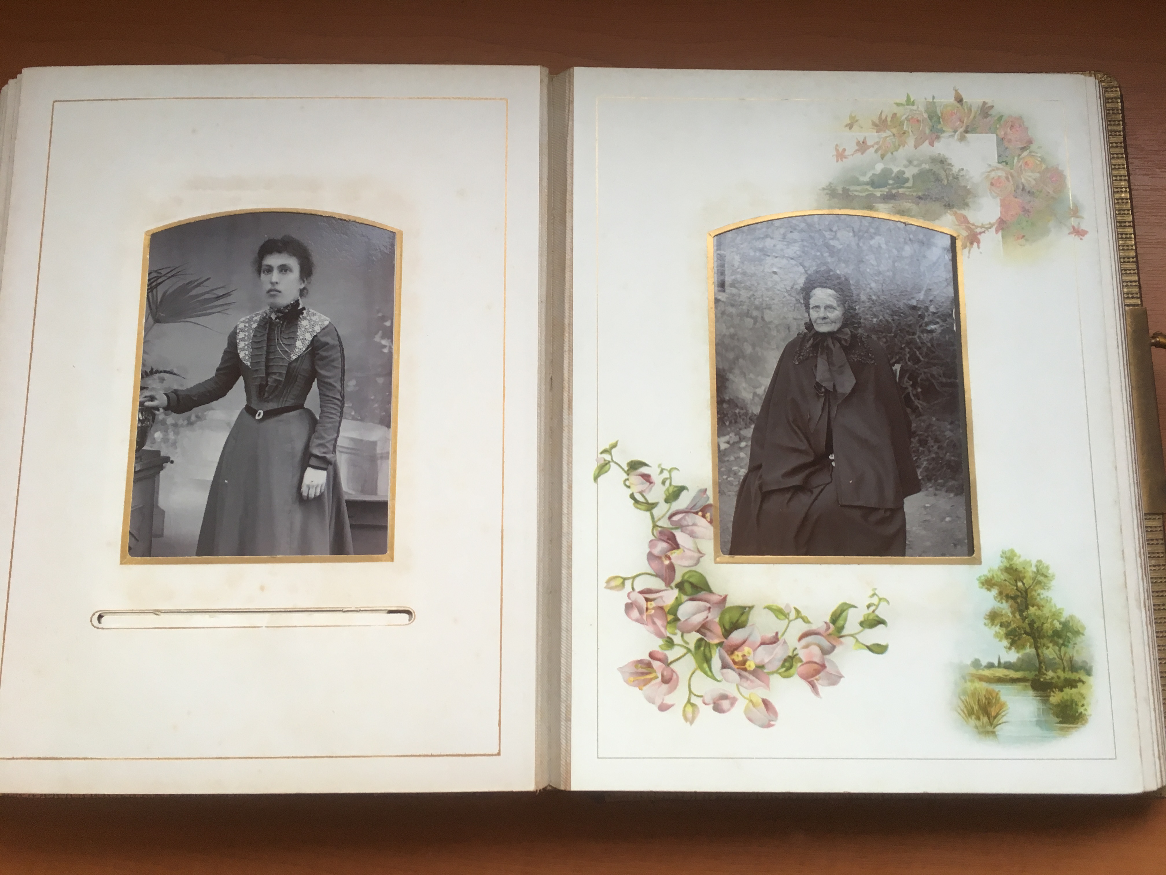 THREE PHOTO ALBUMS WITH MIXED CABINET, CDV AND OTHER PHOTOS, - Image 9 of 10
