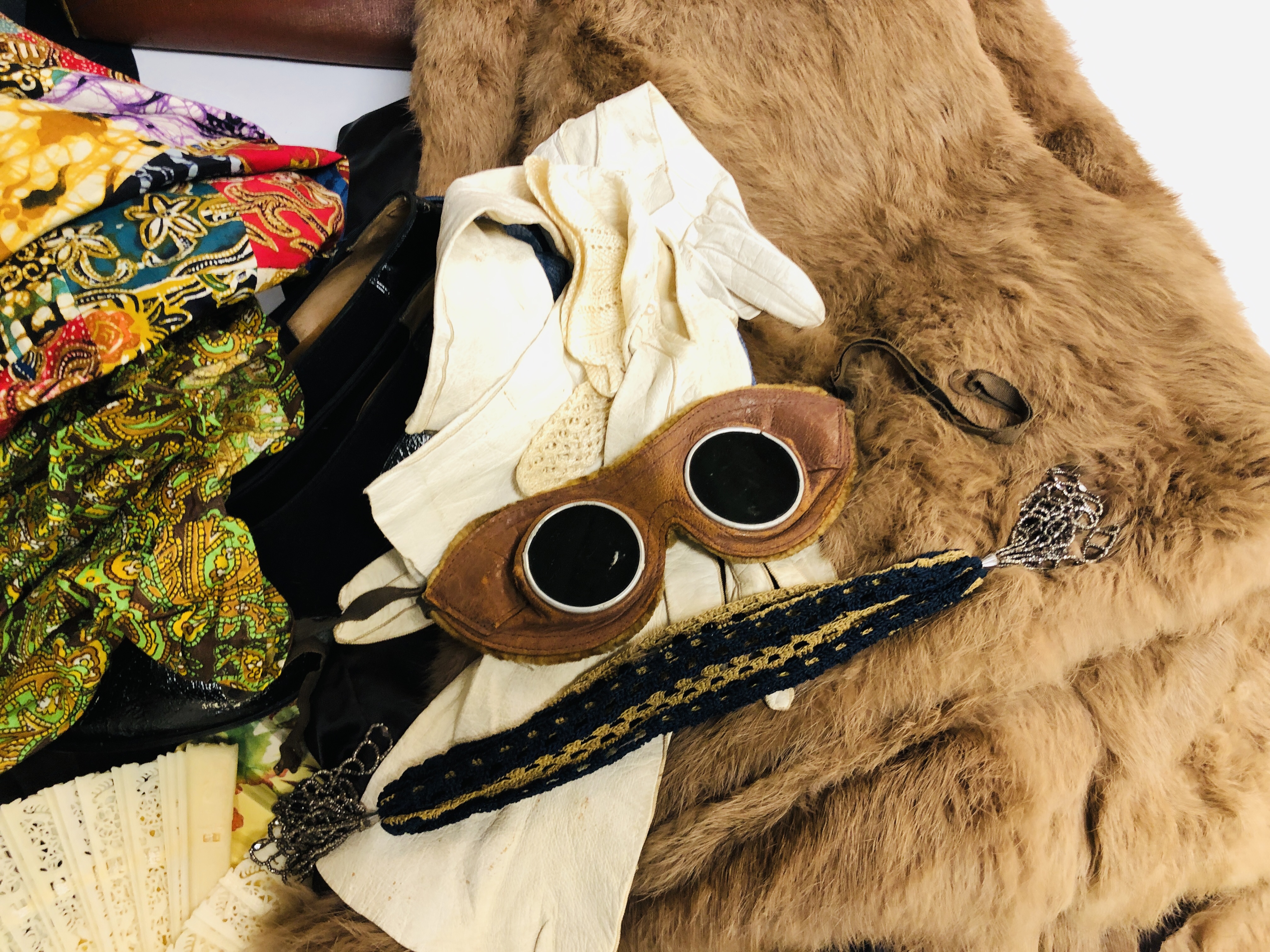 TWO BOXES OF VINTAGE CLOTHING AND HATS TO INCLUDE GENTS BOWLER HAT "LINCOLN BENNETT AND Co", - Image 6 of 6