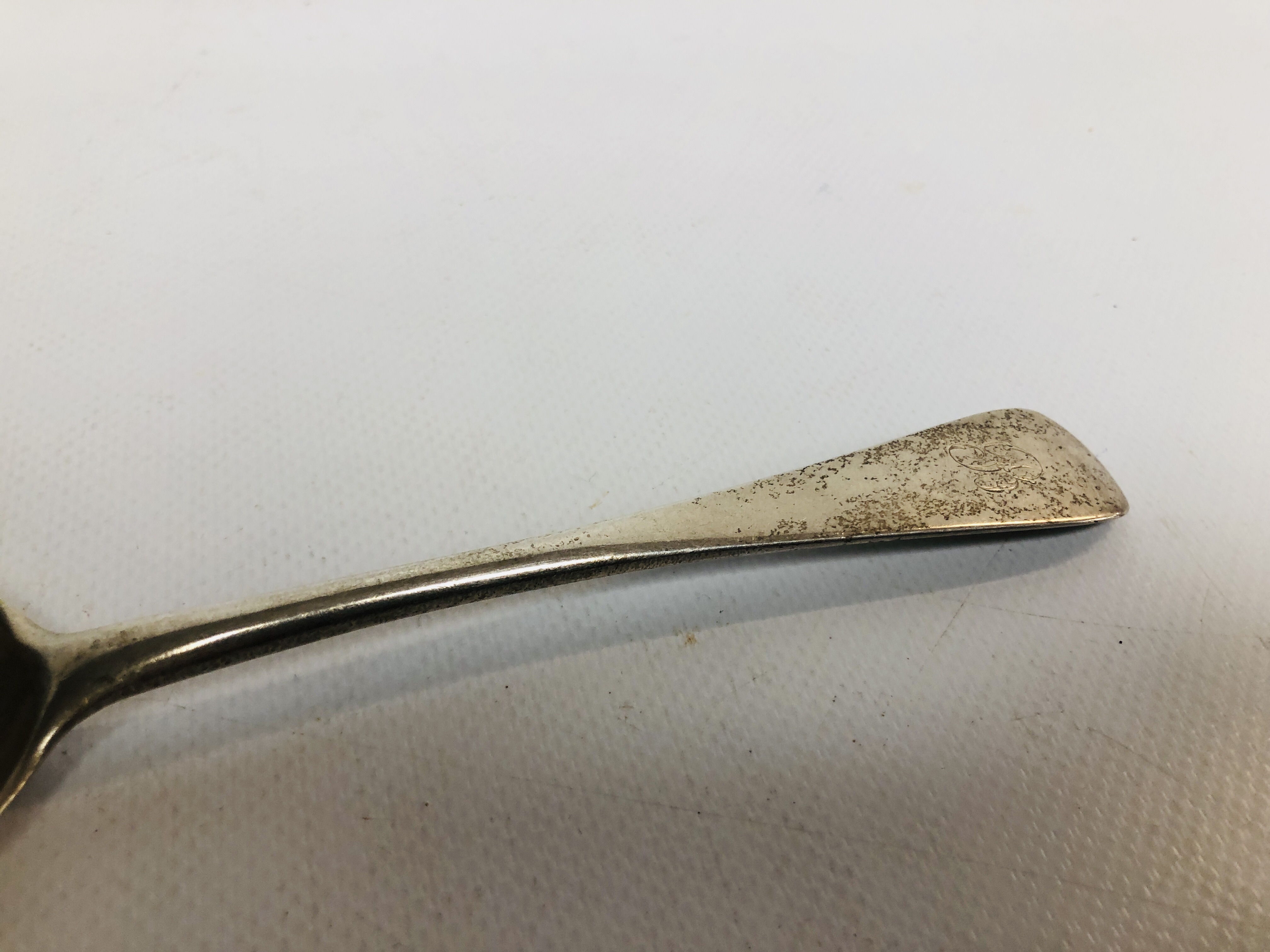 A GEORGE III SILVER OLD ENGLISH PATTERN SERVING SPOON, EDINBURGH 1773, - Image 3 of 7