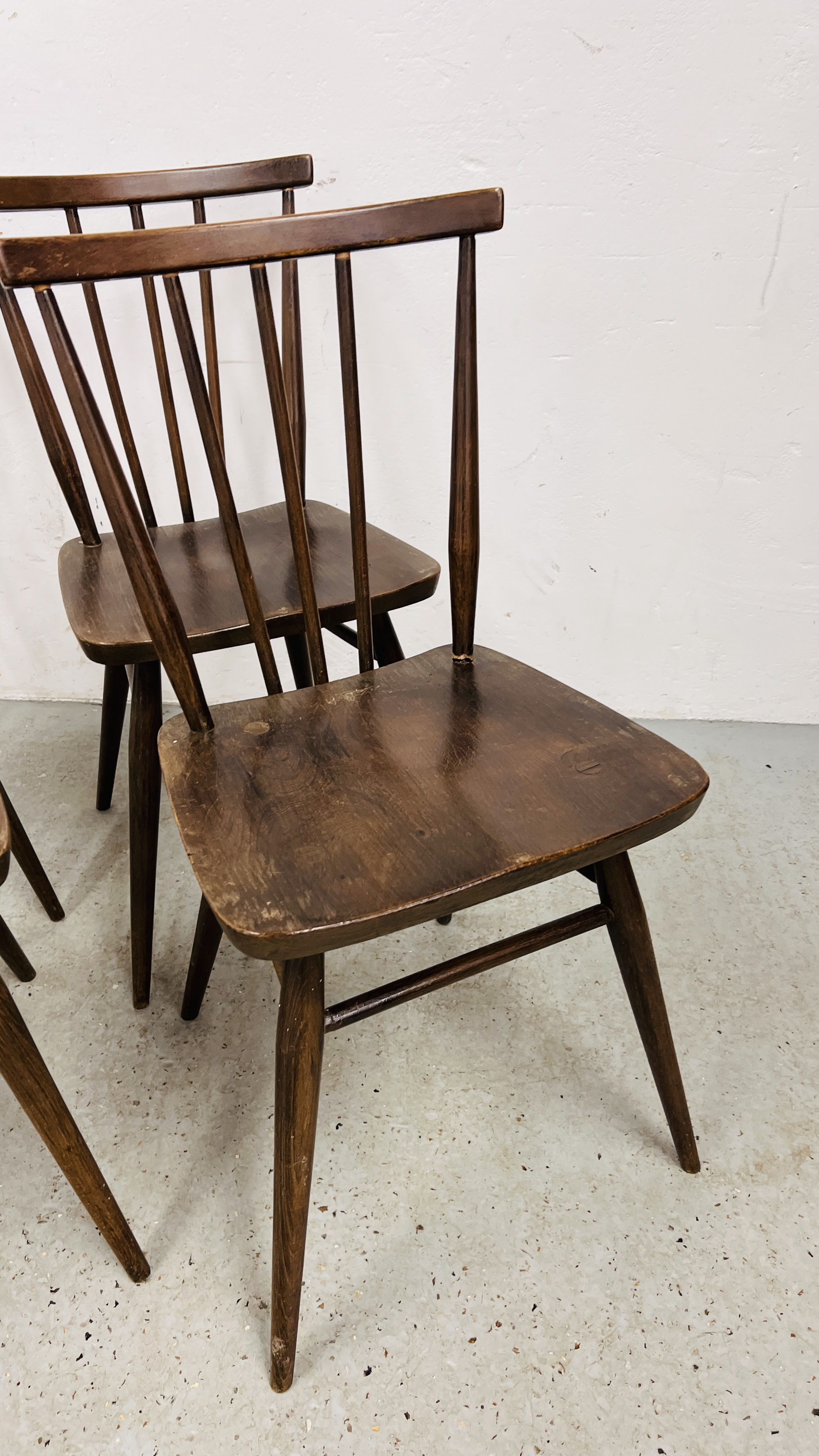 A SET OF SIX DARK ERCOL STICK BACK DINING CHAIRS, 1 A/F. - Image 7 of 17