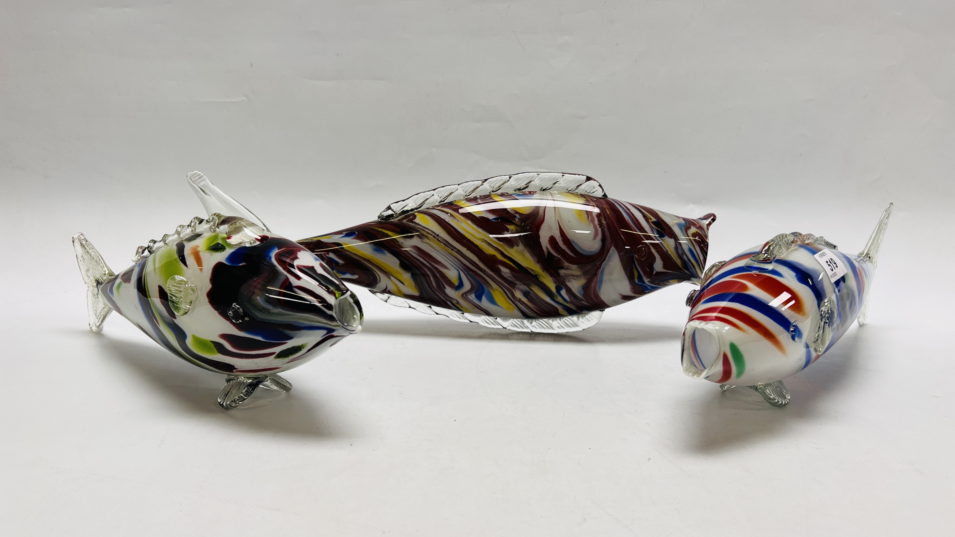 A GROUP OF THREE ART GLASS FISH, LARGEST L 45CM.
