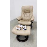 A GOOD QUALITY STRESSLESS CREAM LEATHER RELAXER CHAIR WITH MATCHING FOOTSTOOL.