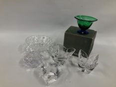 ORREFORS SHALLOW GREEN VASE WITH ORIGINAL BOX, ORREFORS RASPBERRY BOWL BY ANNIE HYMMER, DEPTH 19CM,