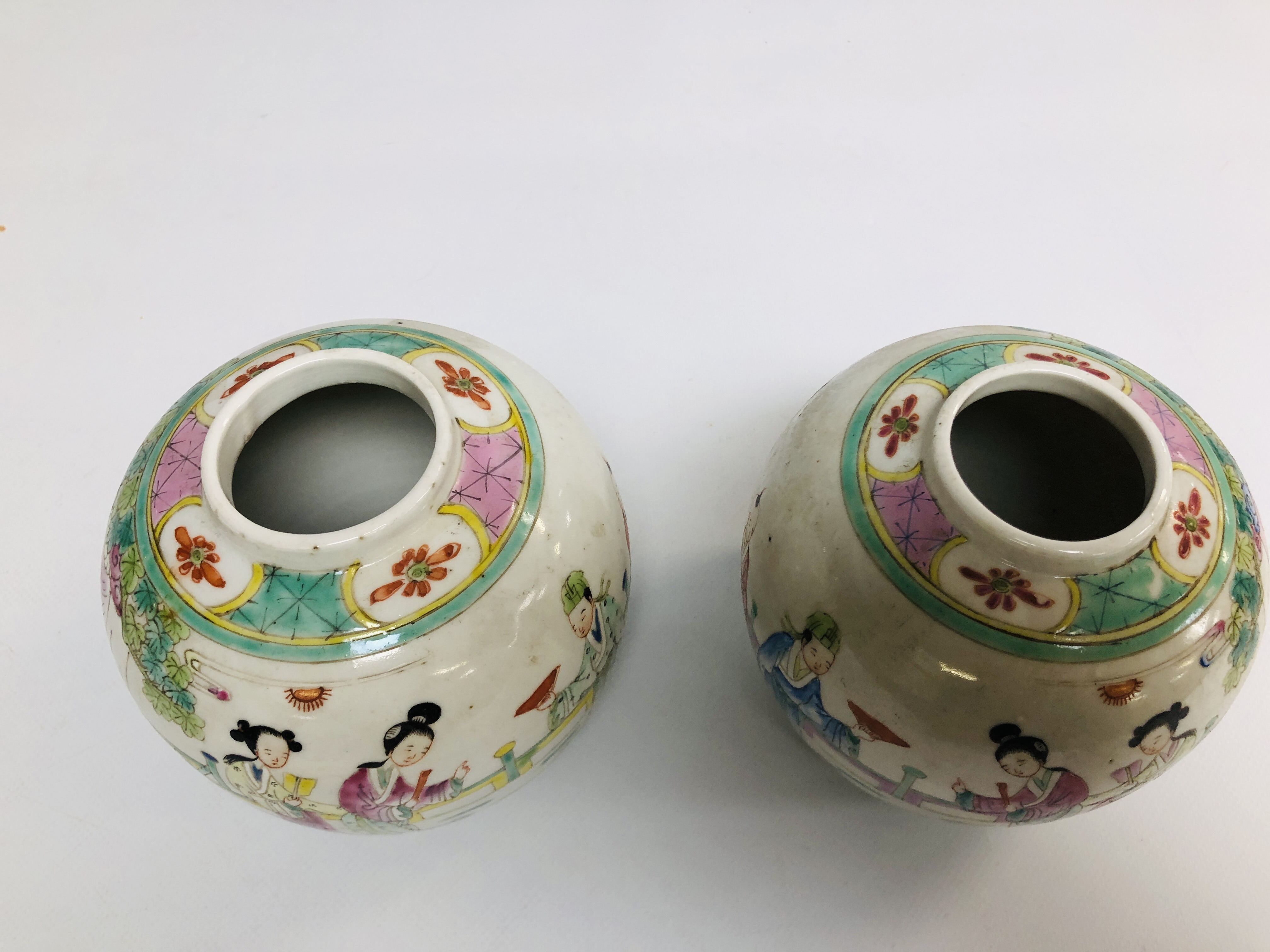 A PAIR OF C19th CHINESE POLYCHROME GINGER JARS, HEIGHT 12.5CM. - Image 4 of 7