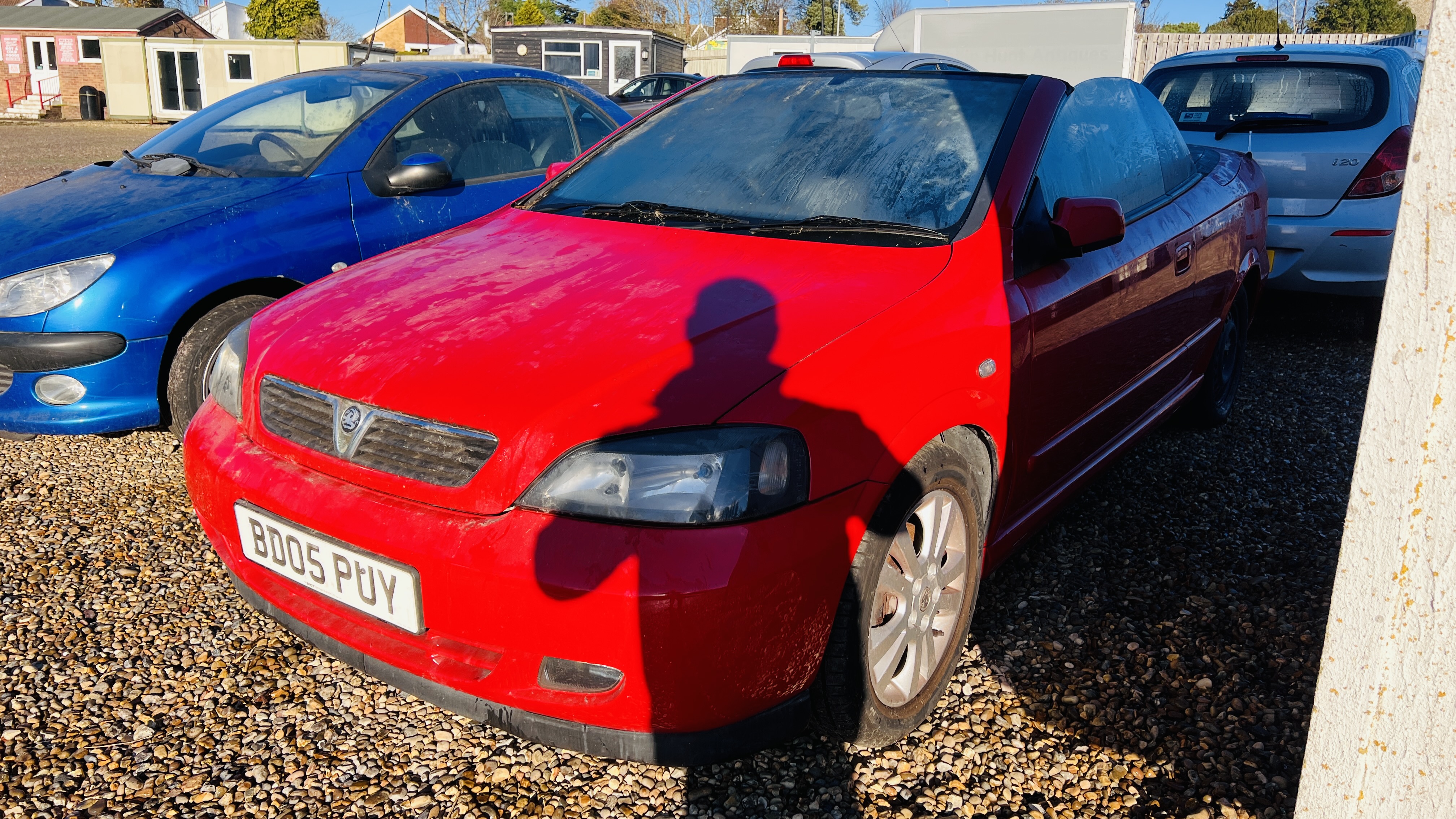 BD05 PUY VAUXHALL ASTRA BERTONE EXCLUSIVE 1796CC PETROL. DISPLAYED MILEAGE: 39,524. - Image 3 of 20