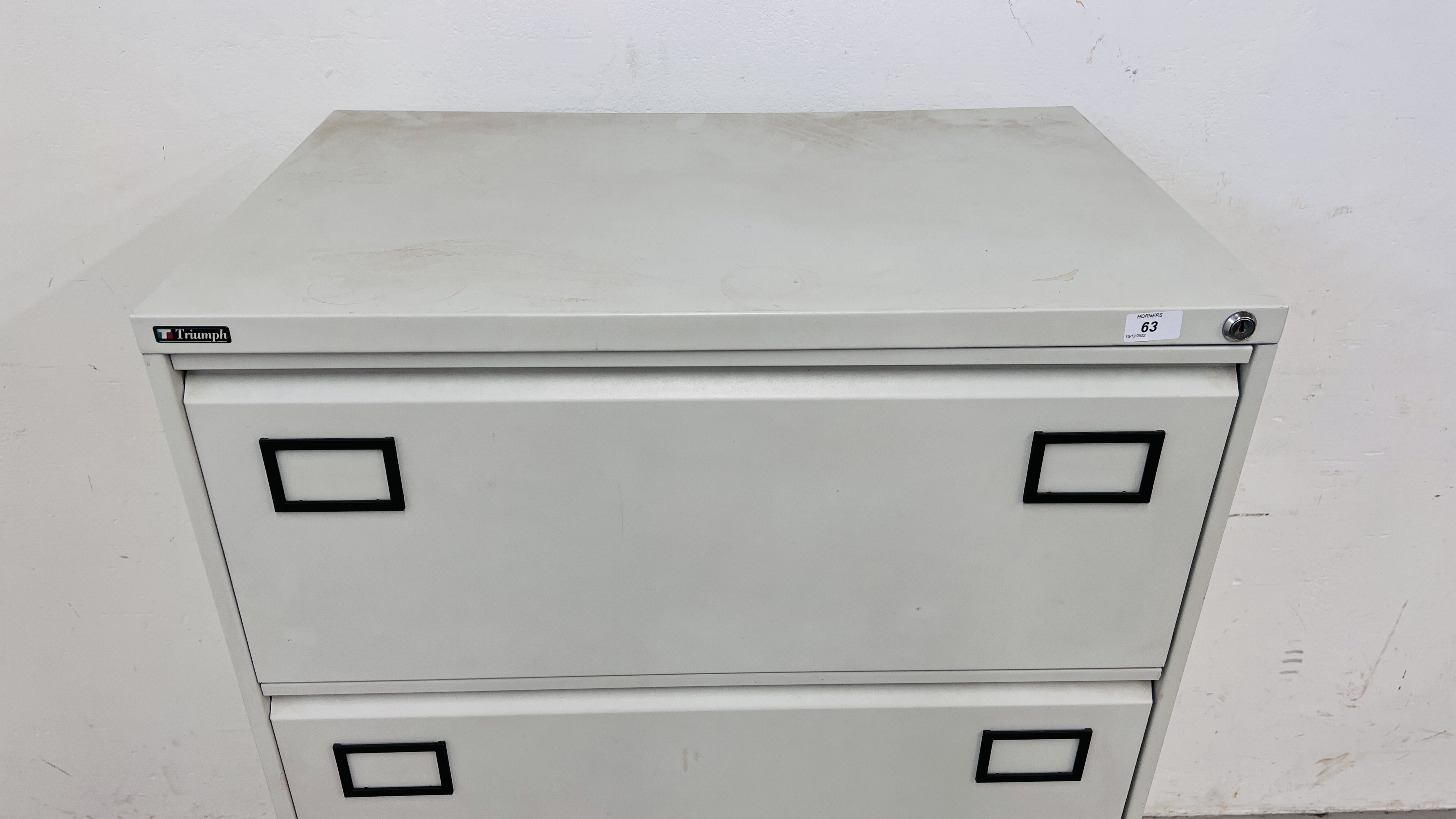 A GOOD QUALITY TRIUMPH METAL FOUR DRAWER FILING CABINET - Image 4 of 7