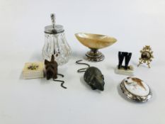 A SMALL COLLECTION OF COLLECTIBLES TO INCLUDE SILVER TOPPED GLASS GLUE POT MARKED ASPREY 166 NEW