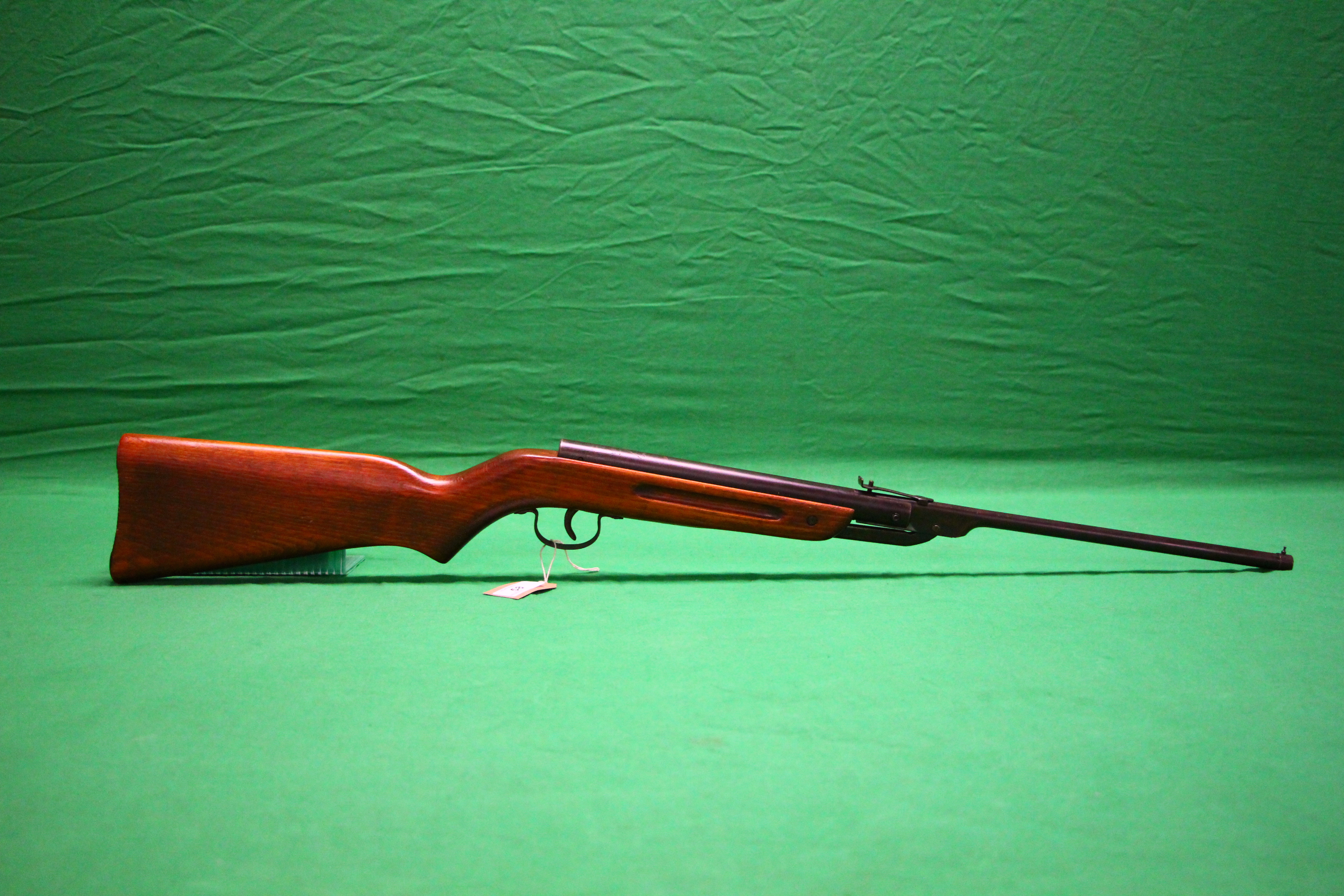 A DIANA MOD .22 BREAK BARREL AIR RIFLE