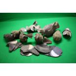 A COLLECTION OF 16 DECOY PIGEONS INCL.