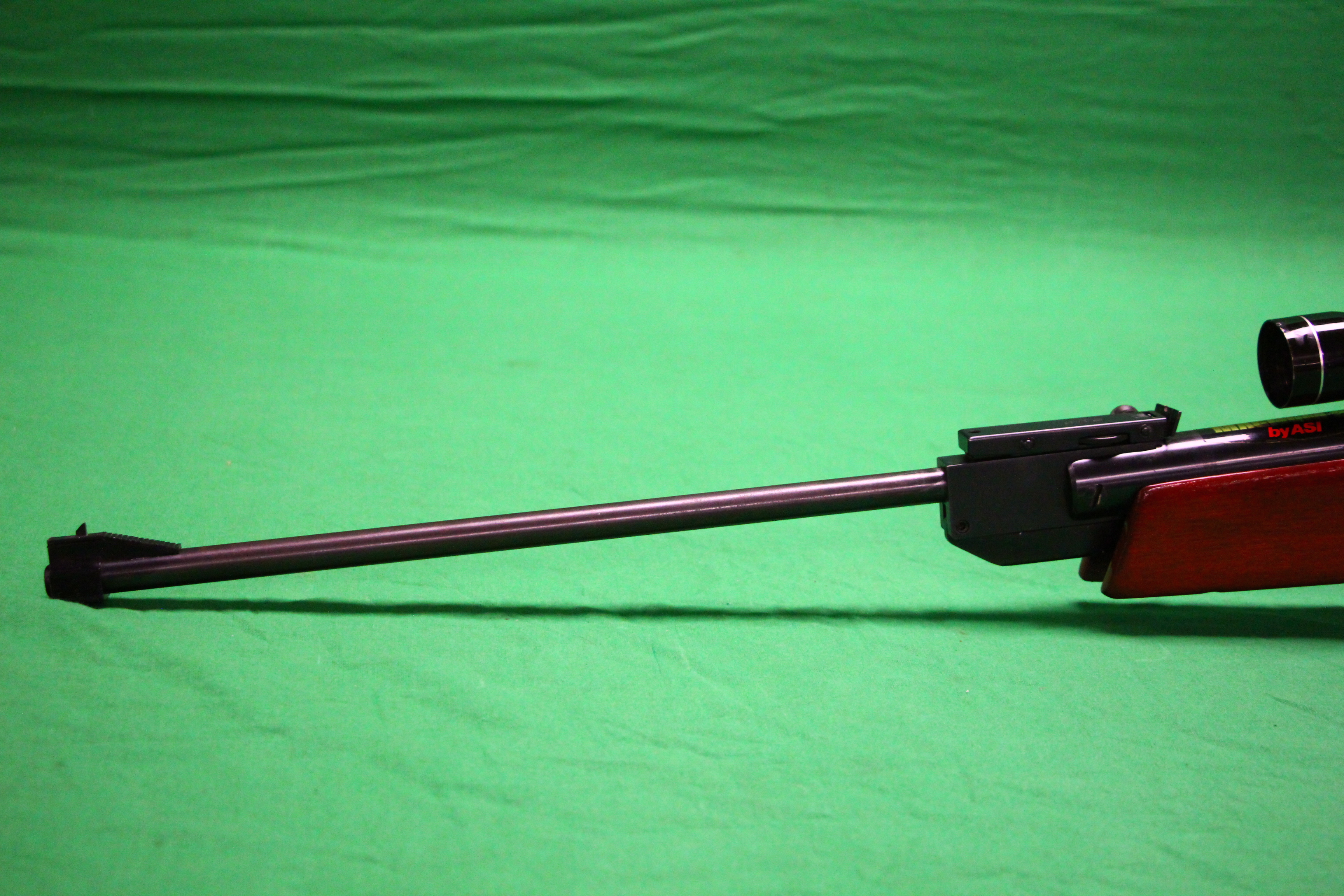 A GAMO MAGNUM .22 BREAK BARREL AIR RIFLE - Image 4 of 8