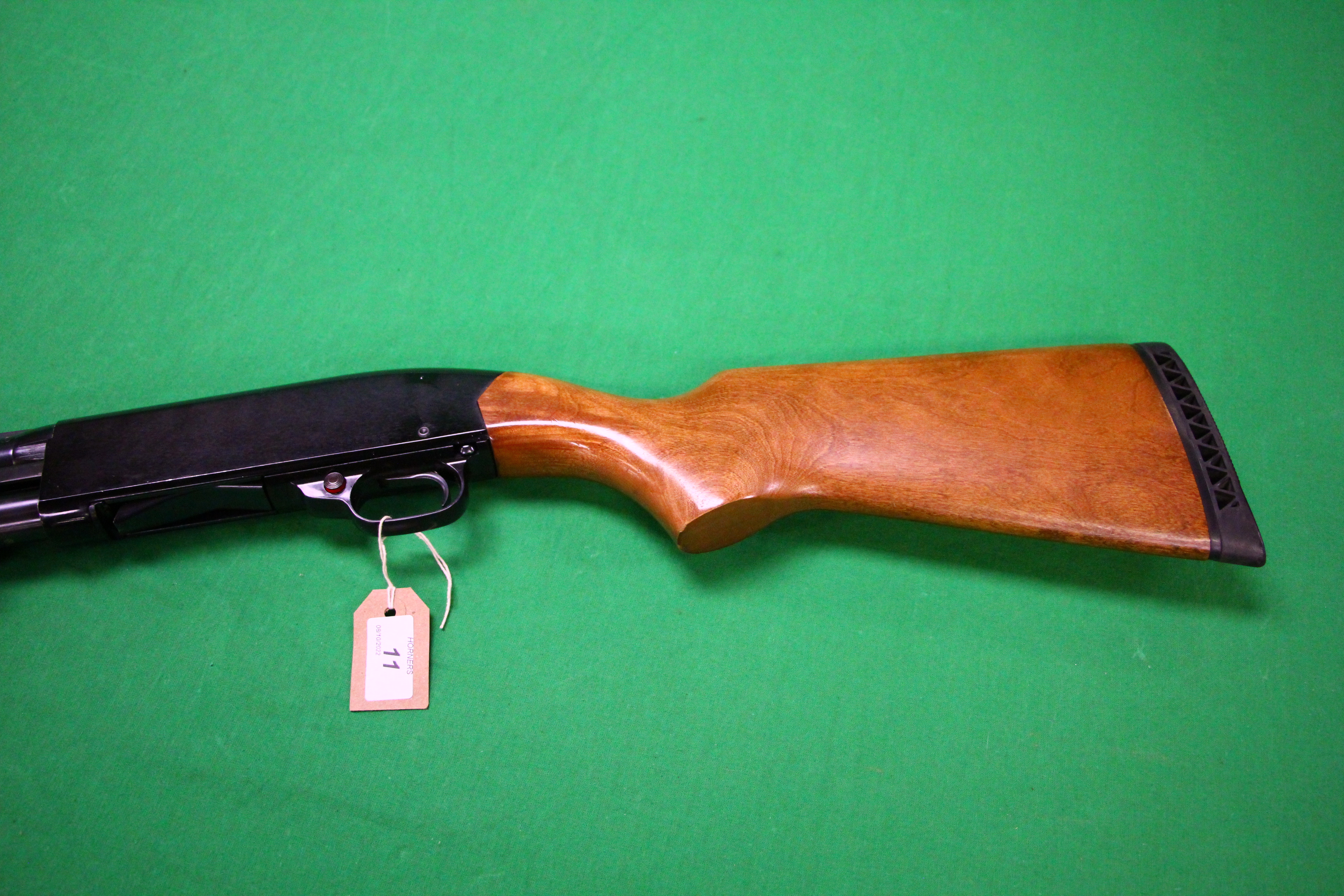 WINCHESTER 12 GAUGE PUMP ACTION THREE SHOT SHOTGUN MODEL 120 RANGER, - Image 7 of 11